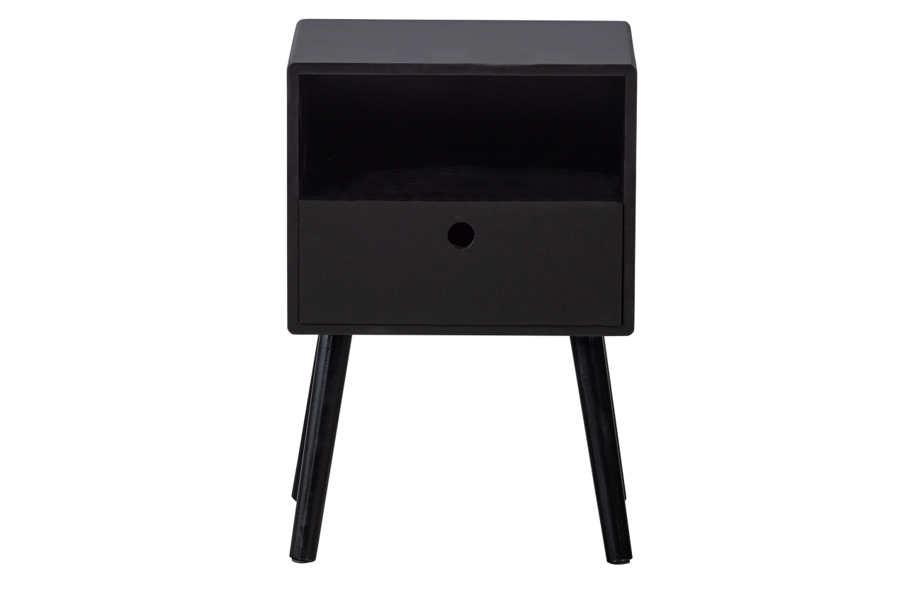 Der Nachttisch Ozzy überzeugt mit seinem modernen Stil. Gefertigt wurde er aus MDF, welches einen schwarzen Farbton besitzt. Der Beistelltisch verfügt über eine Schublade und ein Fach. Die Größe des Nachttisches ist 36x30 cm.