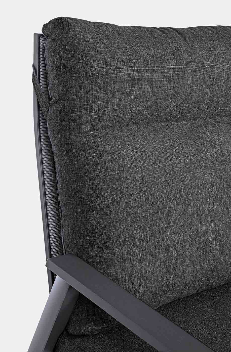 Unser 2,5 Sitzer Sofa Kledi hat verstellbare Rückenlehnen, die für den nötigen Komfort sorgen
