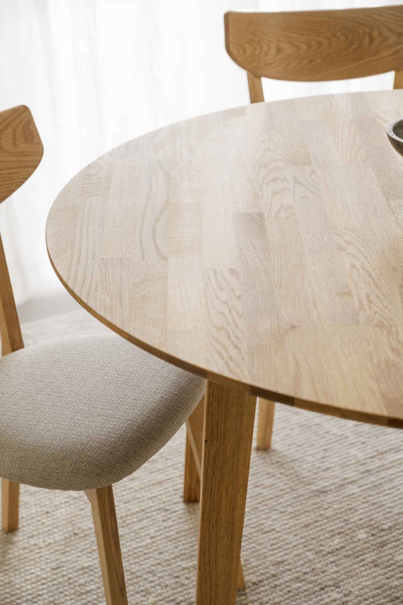 Komfortabel & schön – Esstisch Filippa Rund mit Auszug, 120/165cm, Eiche Natur.