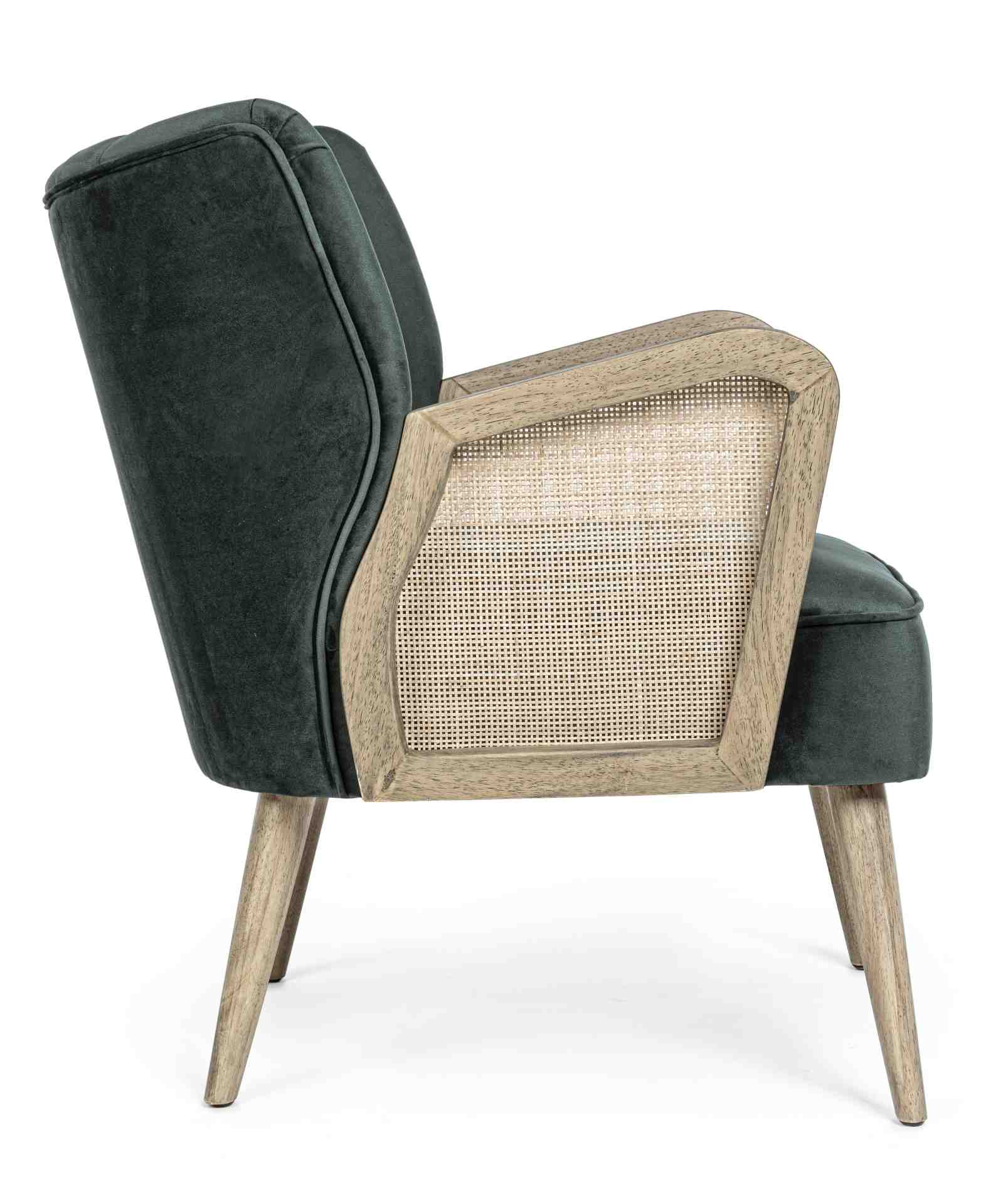 Der Sessel Virna überzeugt mit seinem modernen Design. Gefertigt wurde er aus Stoff in Samt-Optik, welcher einen grünen Farbton besitzt. Das Gestell ist aus Kautschukholz und hat eine natürliche Farbe. Der Sessel besitzt eine Sitzhöhe von 44 cm. Die Breit