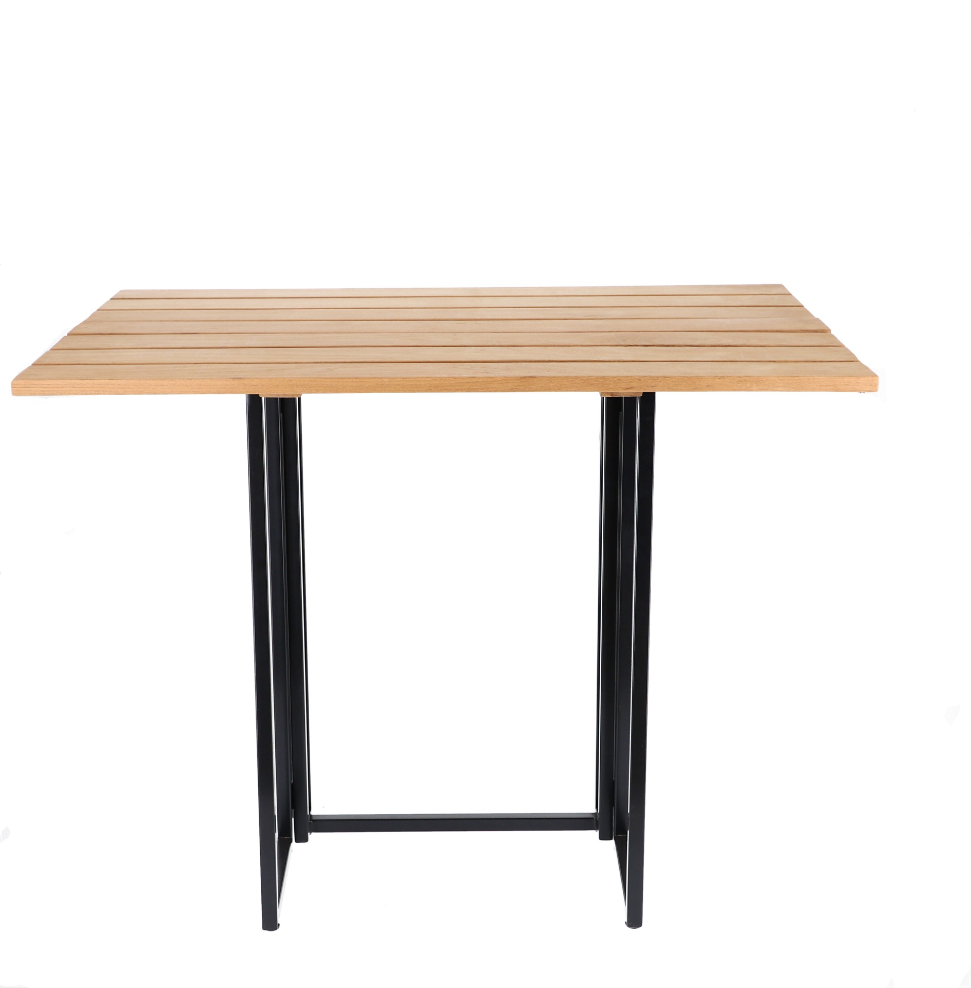 Der Klapptisch Time besitzt ein skandinavisches Design und wurde aus Teakholz gefertigt. Der Tisch hat verschieden Größen die nach belieben verändert werden können und wurde von der Marke Jan Kurtz designet.