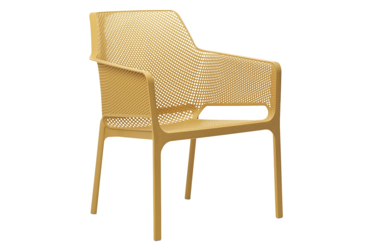 Der Gartenstuhl Net überzeugt mit seinem modernen Design. Gefertigt wurde er aus Kunststoff, welcher einen gelben Farbton besitzt. Das Gestell ist auch aus Kunststoff und hat eine gelbe Farbe. Die Sitzhöhe des Stuhls beträgt 42 cm.