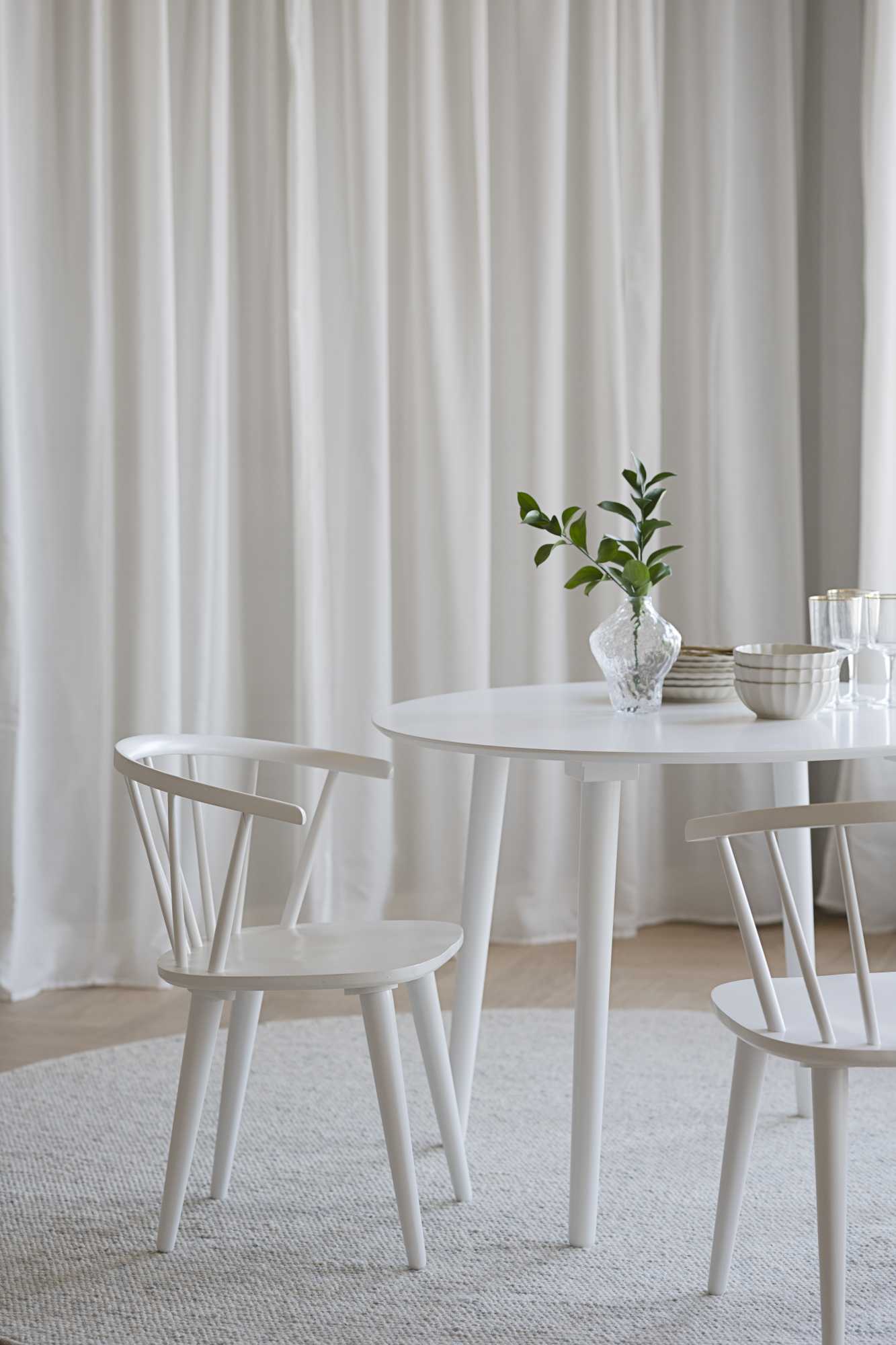 Jetzt entdecken: Stuhl Carmen 2er Set, Weiß mit hochwertiger Verarbeitung.