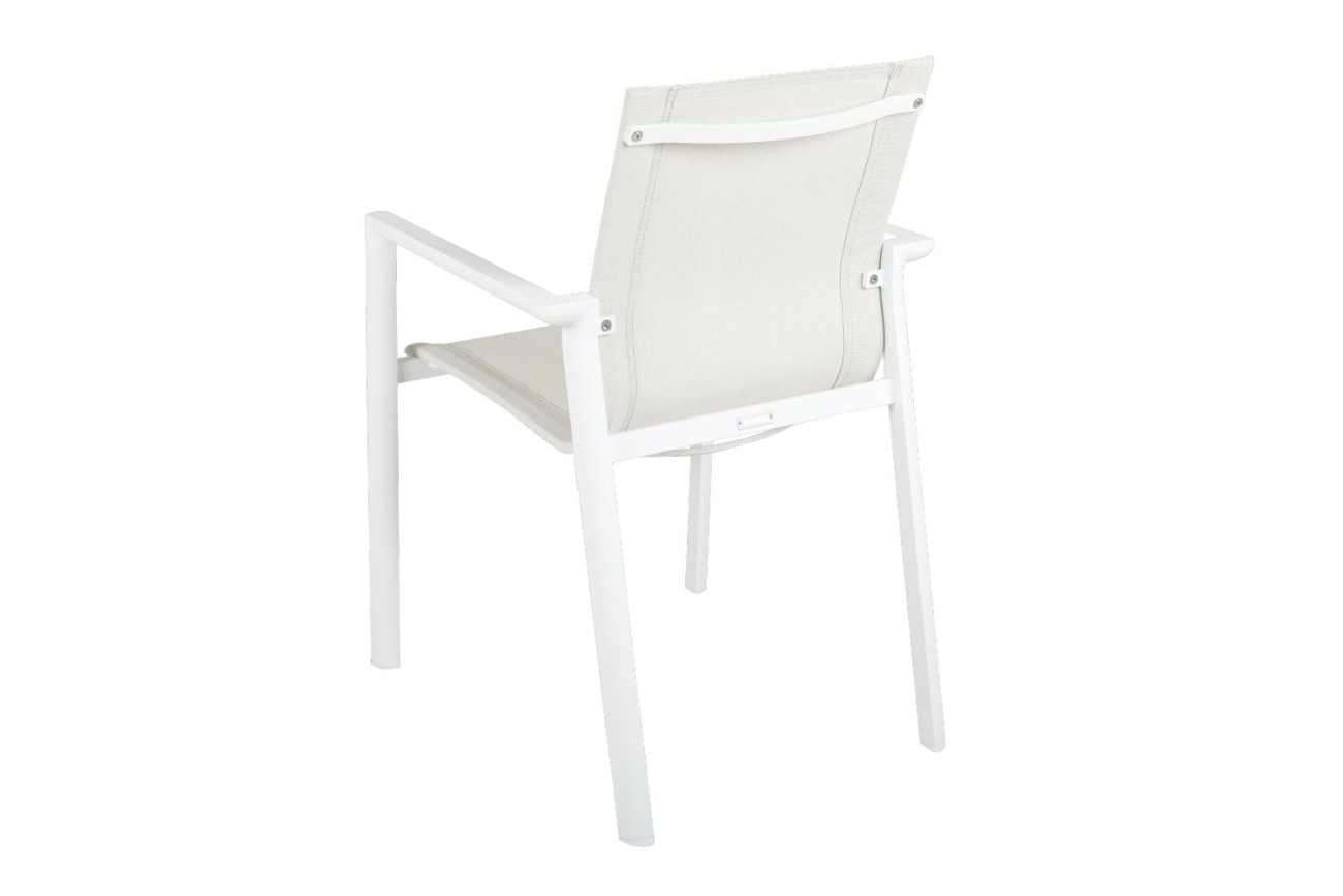 Der Gartenstuhl Delia überzeugt mit seinem modernen Design. Gefertigt wurde er aus Textilene, welches einen weißen Farbton besitzt. Das Gestell ist aus Metall und hat eine weiße Farbe. Die Sitzhöhe des Stuhls beträgt 43 cm.
