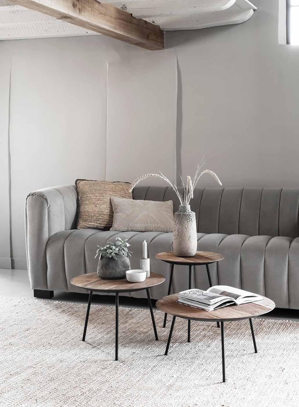 Stylisches Sofa Elegant mit pflegeleichtem Bezug aus Samt