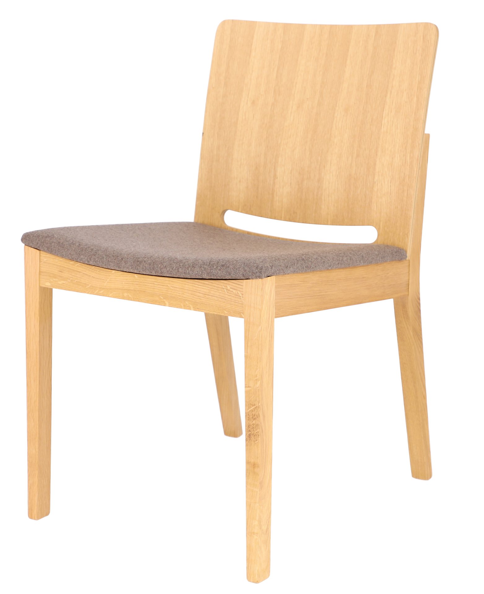 Der Esszimmerstuhl Kelley wurde aus massiver Eiche gefertigt, die Sitzfläche wurde aus Wolle hergestellt. Designet wurde der Tisch von der Marke Jan Kurtz.
