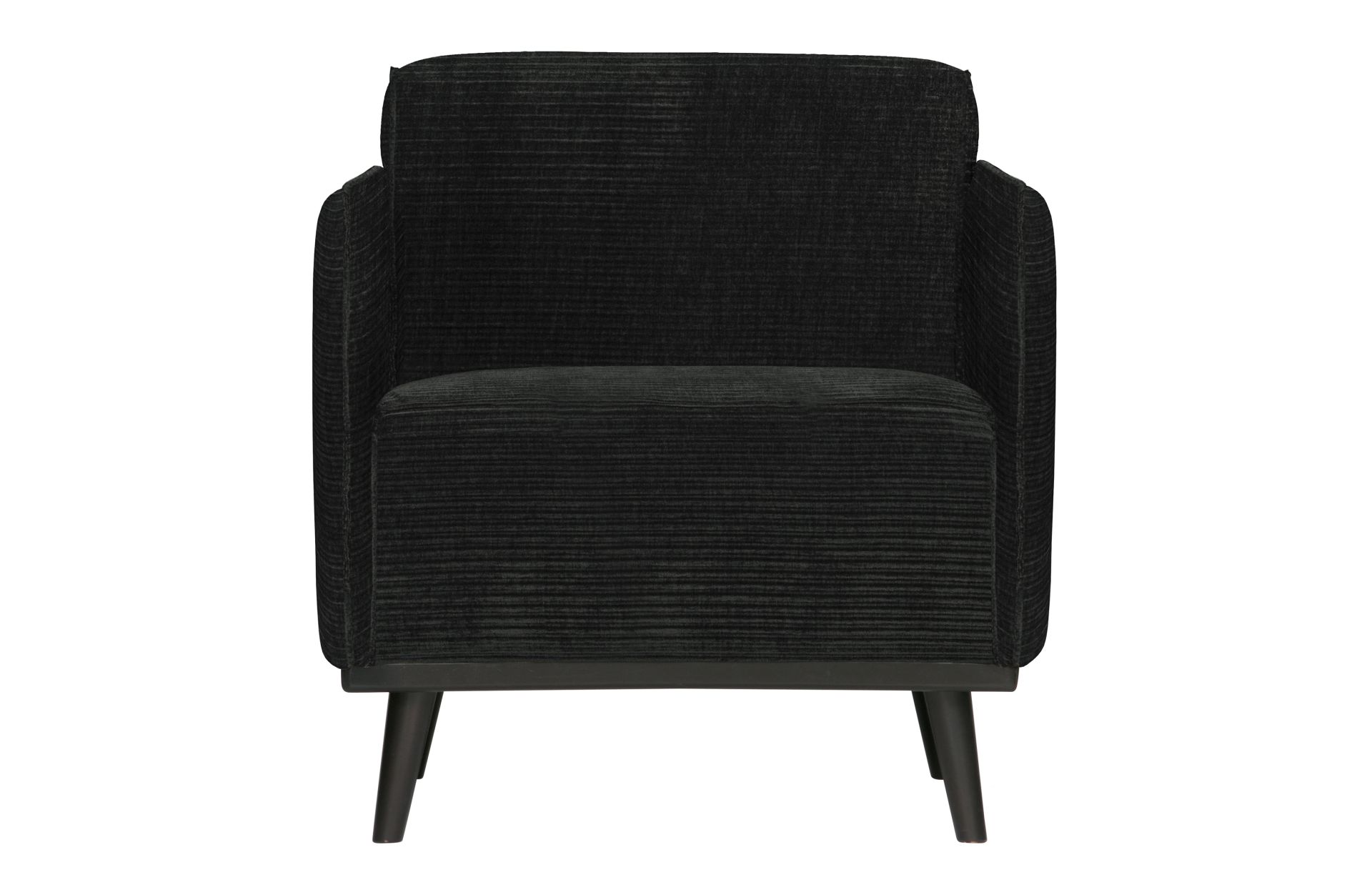 Der Sessel Statement überzeugt mit seinem modernen Design. Gefertigt wurde er aus gewebten Jacquard, welches einen Graphit Farbton besitzen. Das Gestell ist aus Birkenholz und hat eine schwarze Farbe. Der Hocker hat eine Sitzhöhe von 46 cm.