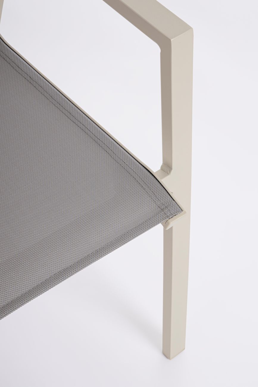 Gartenstuhl Krion stapelbar mit Armlehne, Pelikan