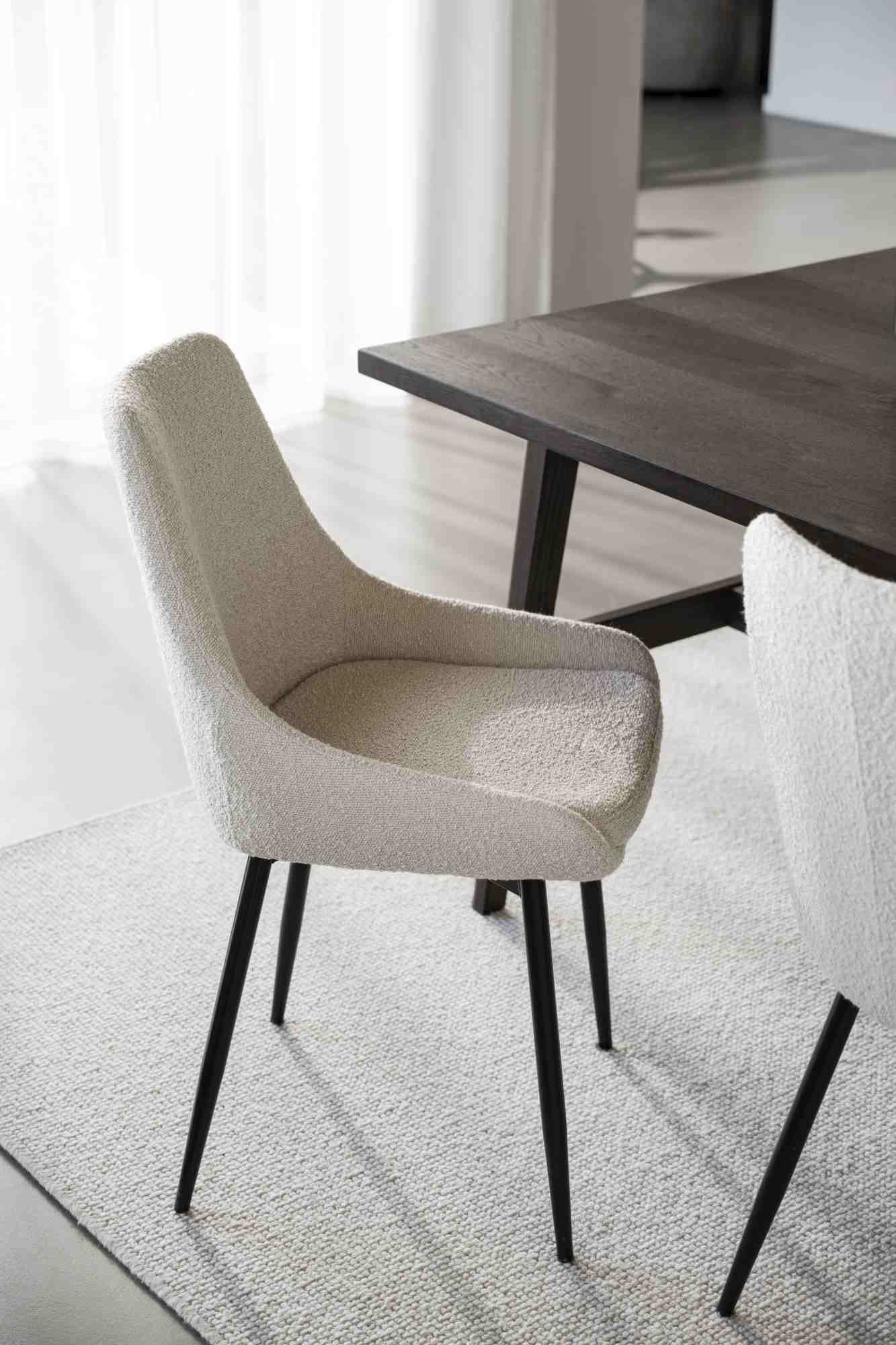Edles Möbelstück: Stuhl Sierra 2er Set Boucle Beige für stilvolle Einrichtung.