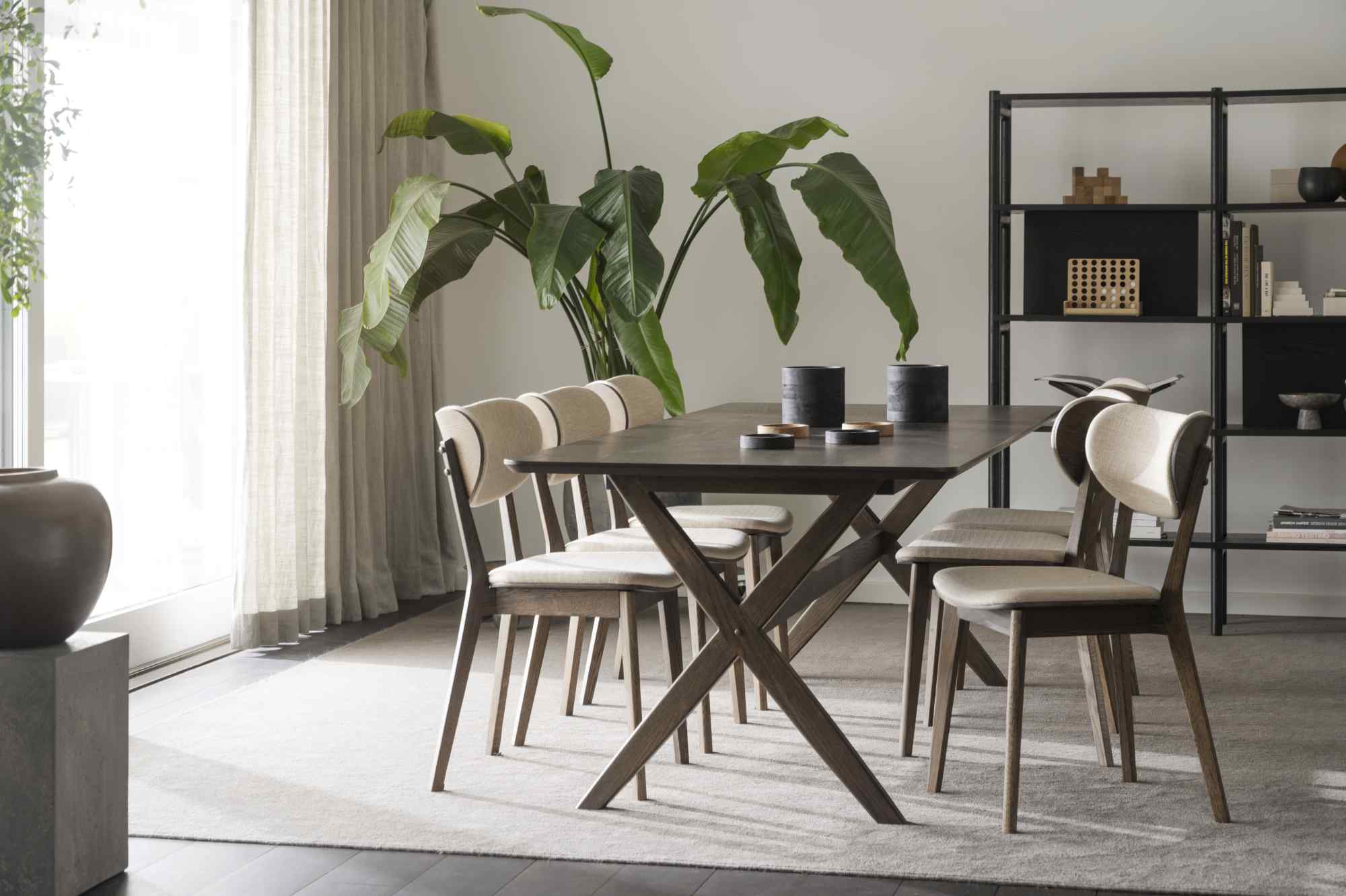 Machen Sie Ihr Zuhause komplett mit Stuhl Kato 2er Set, Braun / Beige.