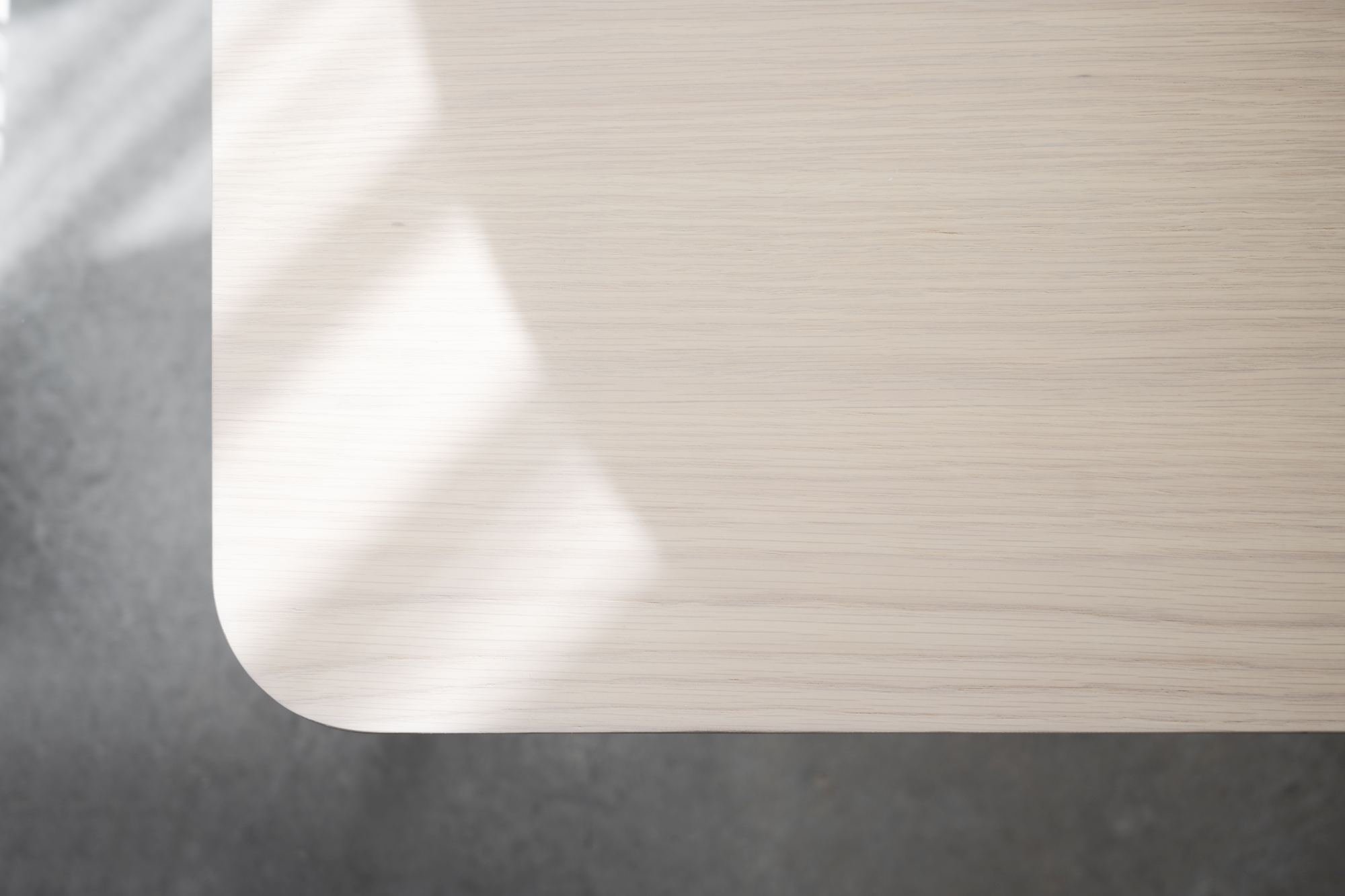 Jetzt entdecken: Sitzbank Yumi, Whitewash mit hochwertiger Verarbeitung.