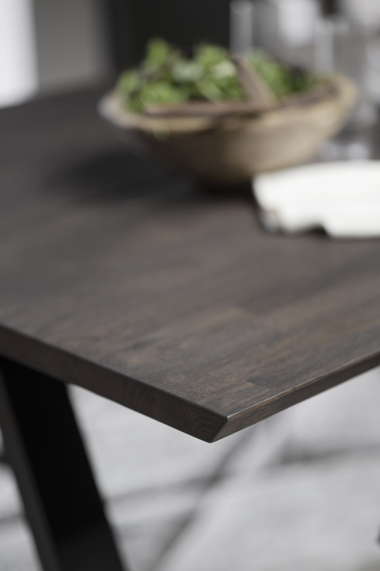 Esstisch Carradale A-Gestell, Eiche Braun, 170x100cm – modernes Design trifft Komfort.