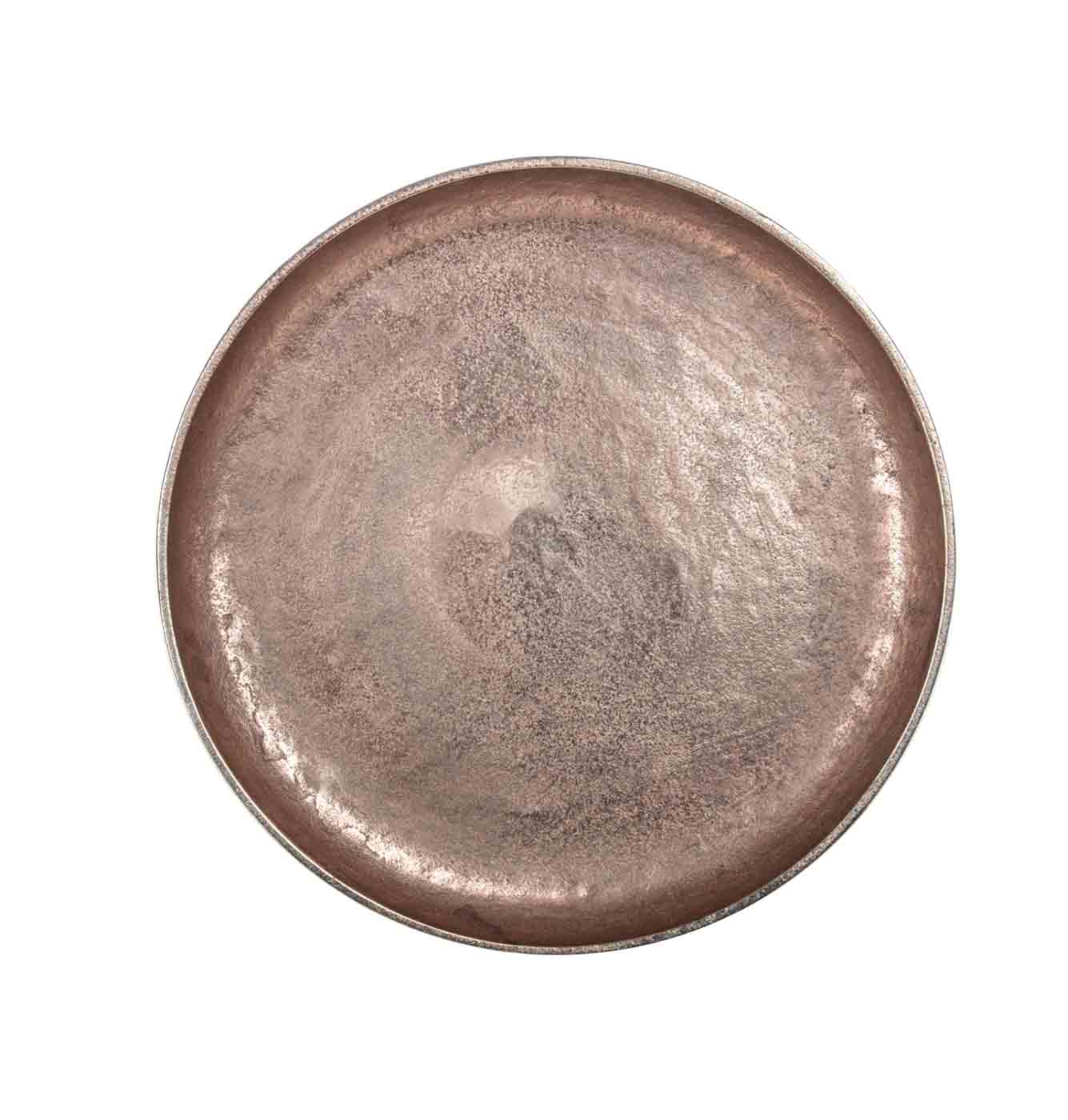 Der runde Beistelltisch Tahir wurde aus Aluminium gefertigt. Die Oberfläche ist in einem Bronze-Farbton und das Gestell ist schwarz.