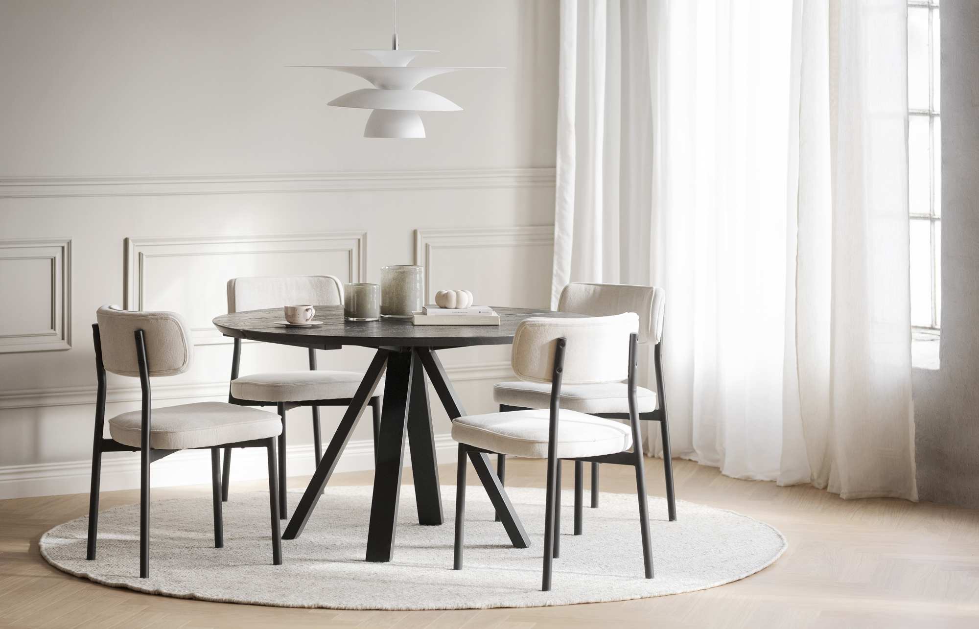 Stuhl Paisley 2er Set, Beige – stilvoller Blickfang für Ihr Zuhause.