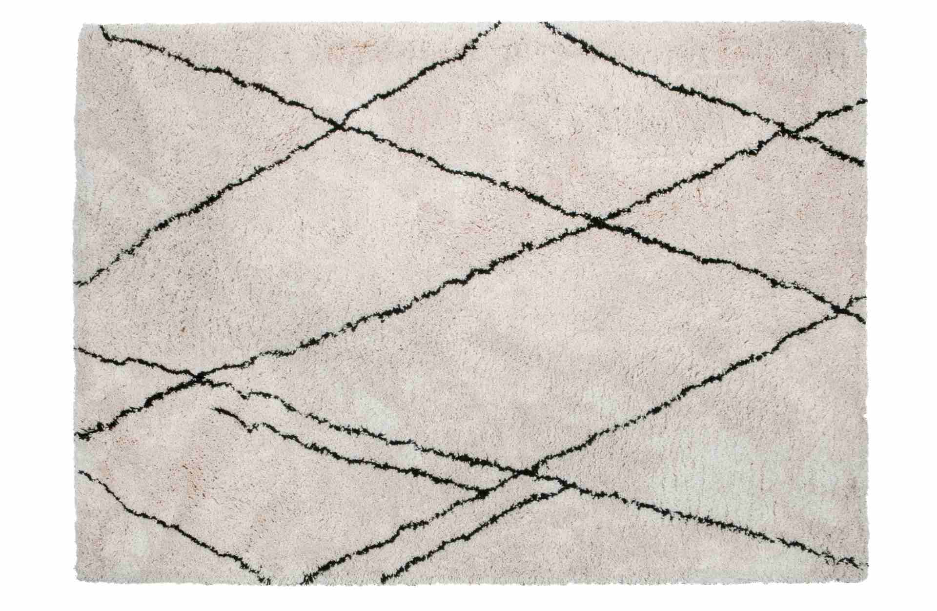 Der Teppich Cleo überzeugt mit seinem klassischen Design. Gefertigt wurde er aus einem Mix von Kunststoff und Baumwolle, welche einen weißen Farbton besitzen. Der Teppich besitzt eine Größe von 170x240 cm.