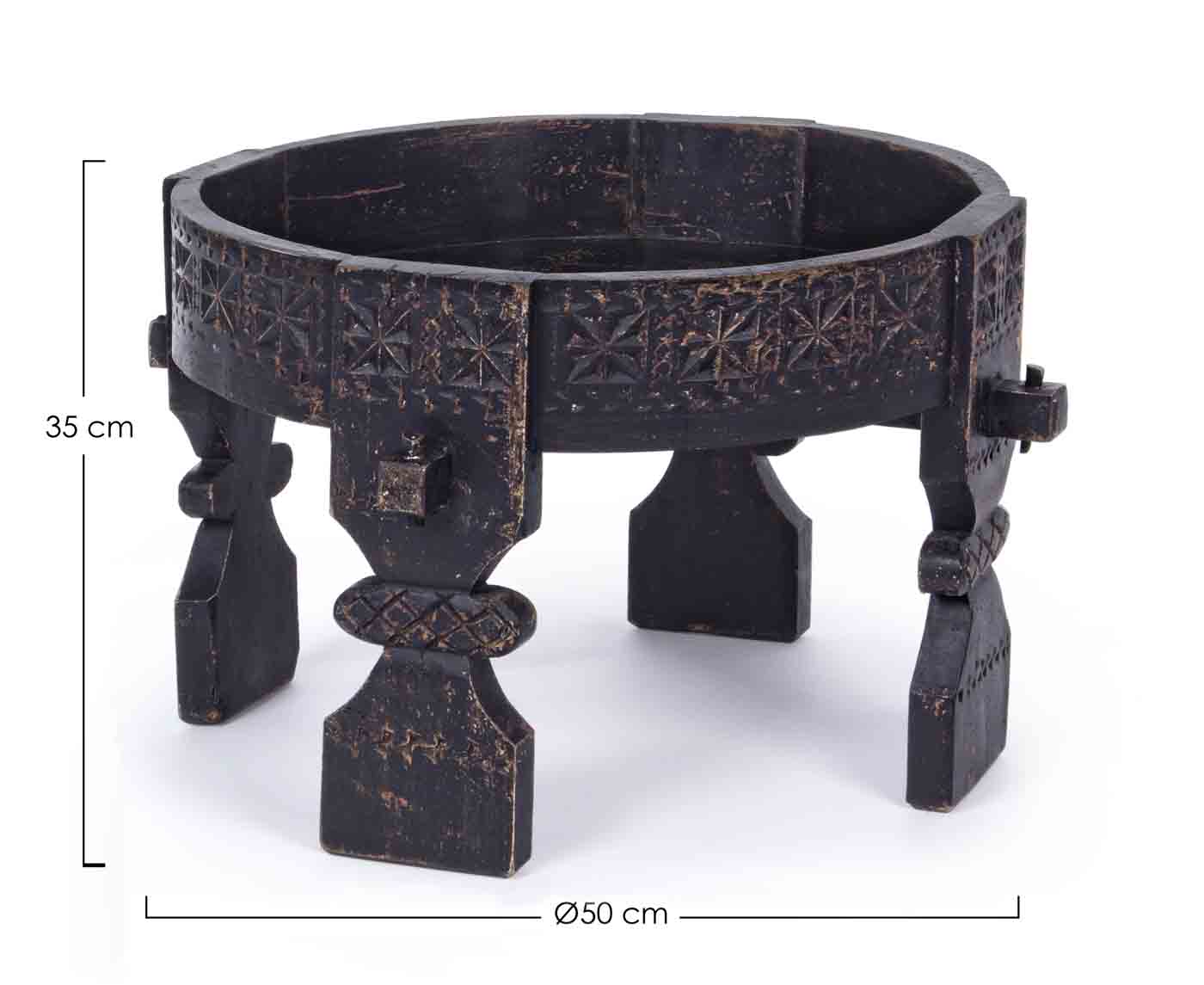 Das Skandinavische Design des Beistelltisches Yasir überzeugt. Gefertigt wurde der Tisch aus Mangoholz und hat per Hand eine Feinbearbeitung erhalten. Der Tisch ist in einem schwarzen Farbton.