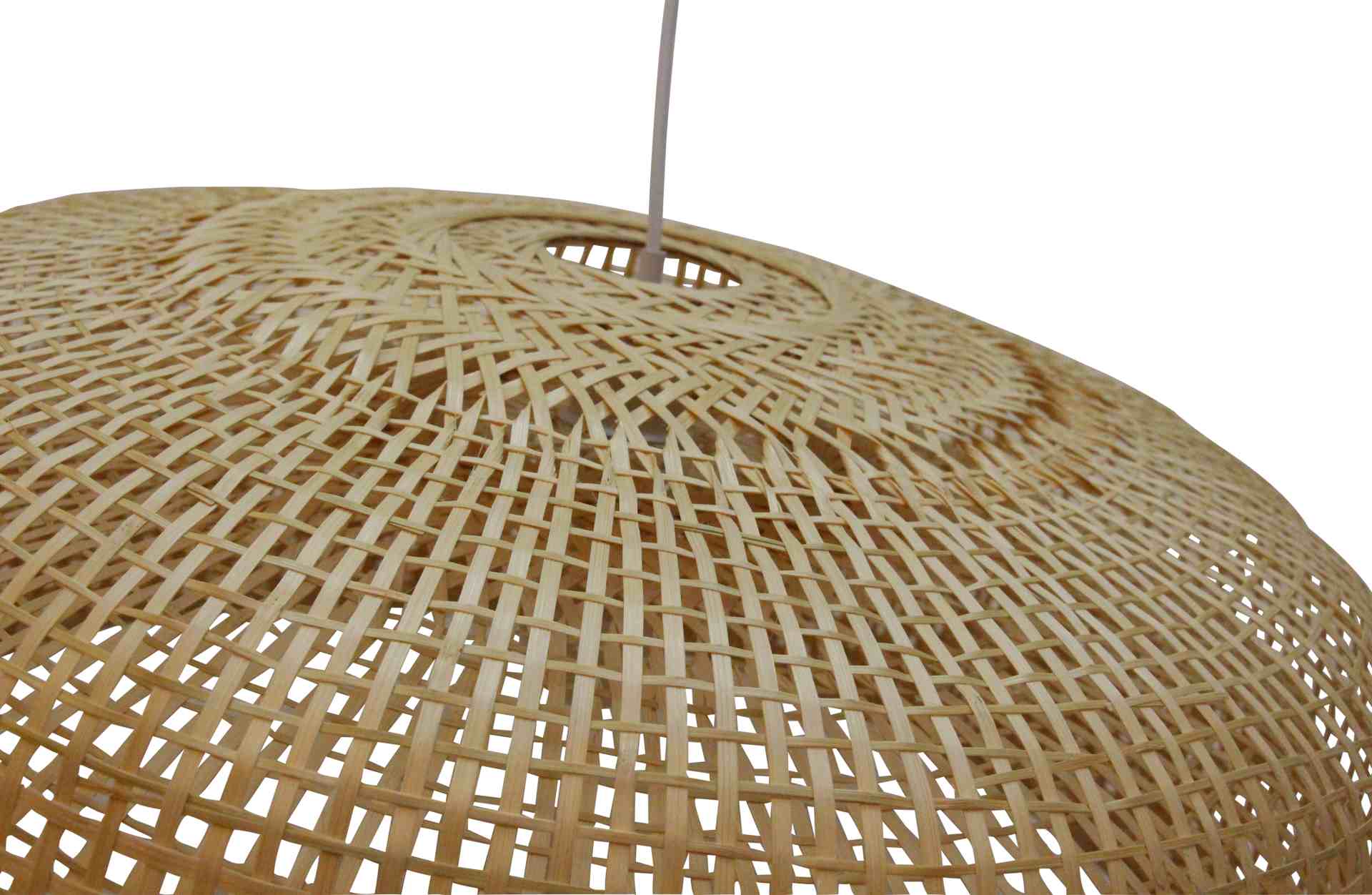 Die Hängelampe Construct überzeugt mit ihrem Boho Stil. Gefertigt wurde die Lampe aus Bambus, welches einen natürlichen Farbton besitzt.