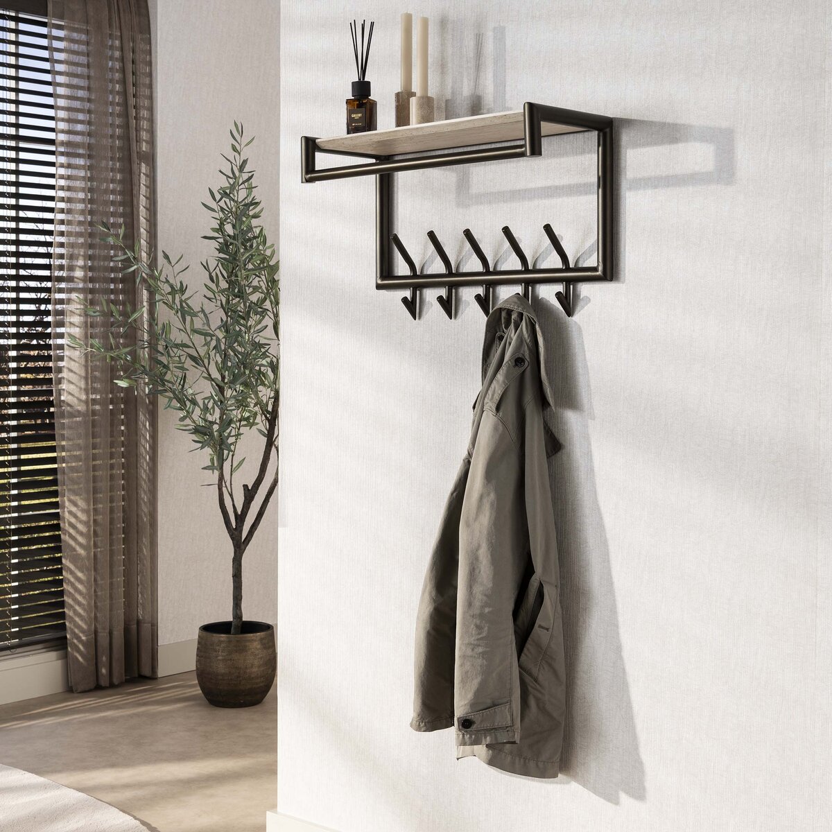 Garderobe Aret mit Kleiderstange, Hutablage und 5 Haken, 65 cm