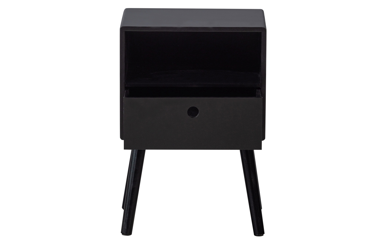 Der Nachttisch Ozzy überzeugt mit seinem modernen Stil. Gefertigt wurde er aus MDF, welches einen schwarzen Farbton besitzt. Der Beistelltisch verfügt über eine Schublade und ein Fach. Die Größe des Nachttisches ist 36x30 cm.