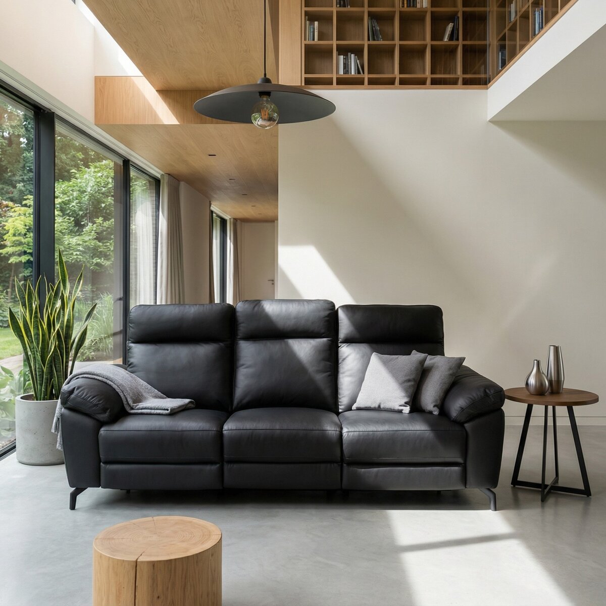 3-Sitzer Relaxsofa Astella Leder Schwarz - Elektrisches Sofa mit Liegefunktion & USB | 3-Sitzer