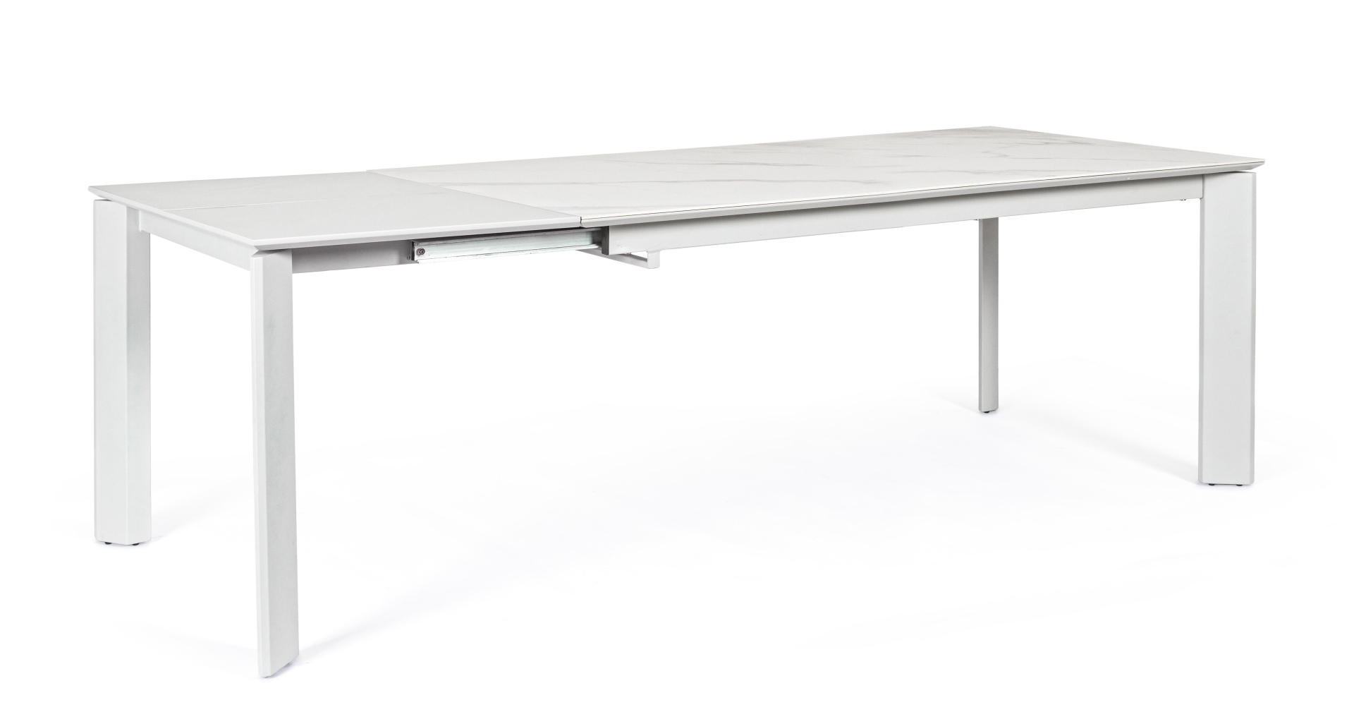 Der Esstisch Briva überzeugt mit seinem moderndem Design. Gefertigt wurde er aus Keramik, welches einen weiße Farbton besitzt. Das Gestell des Tisches ist aus Metall und hat eine hellgraue Farbe. Der Tisch ist ausziehbar von einer Breite von 160 cm auf 22