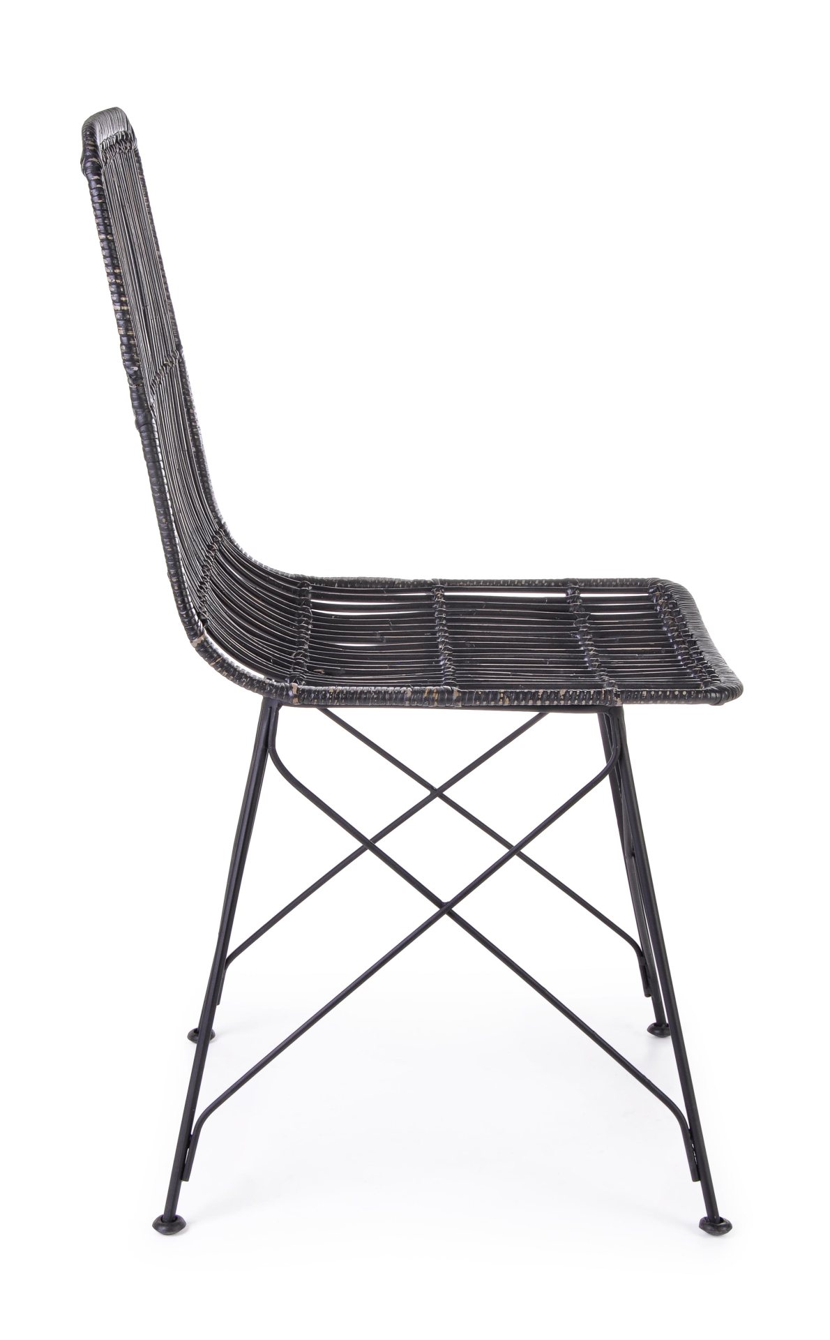 Der Stuhl Lucila Kabu überzeugt mit seinem modernem Design.Gefertigt wurde der Stuhl aus einem Kabugeflecht, welches einen schwarzen Farbton besitzt. Das Gestell ist aus Metall und hat eine Schwarze Farbe. Die Sitzhöhe beträgt 45 cm.