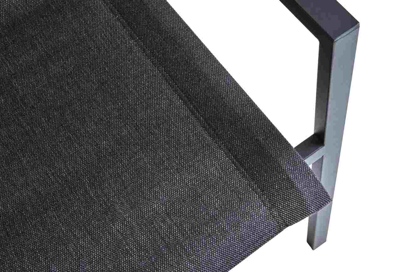 Gartenstuhl Comfy mit Armlehne, Schwarz / Schwarz