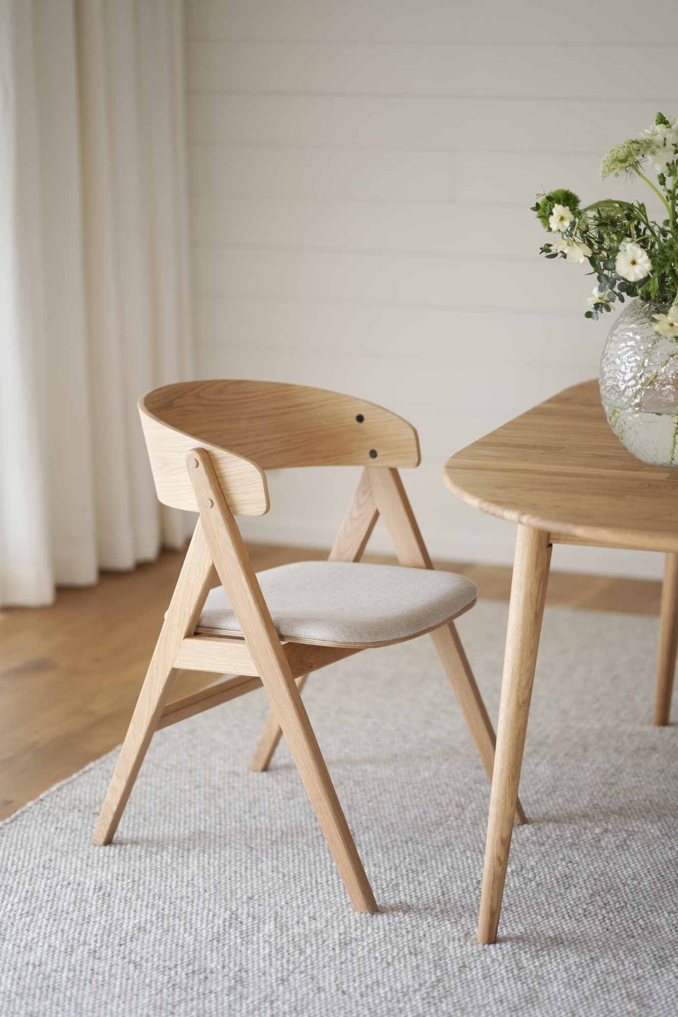 Stuhl Waterton 2er Set Eiche natur, Beige passt perfekt in stilvolle Wohnräume.