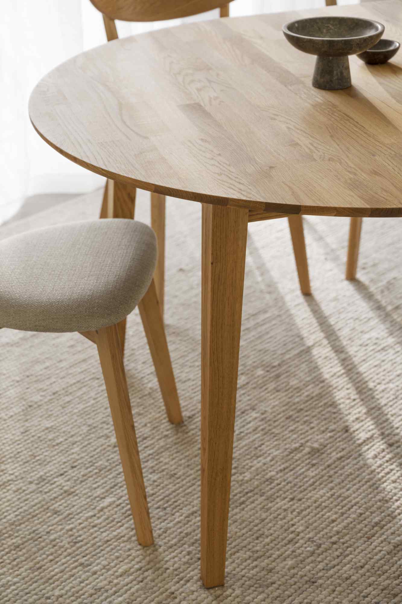 Komfortabel & schön – Esstisch Filippa Rund mit Auszug, 120/165cm, Eiche Natur.