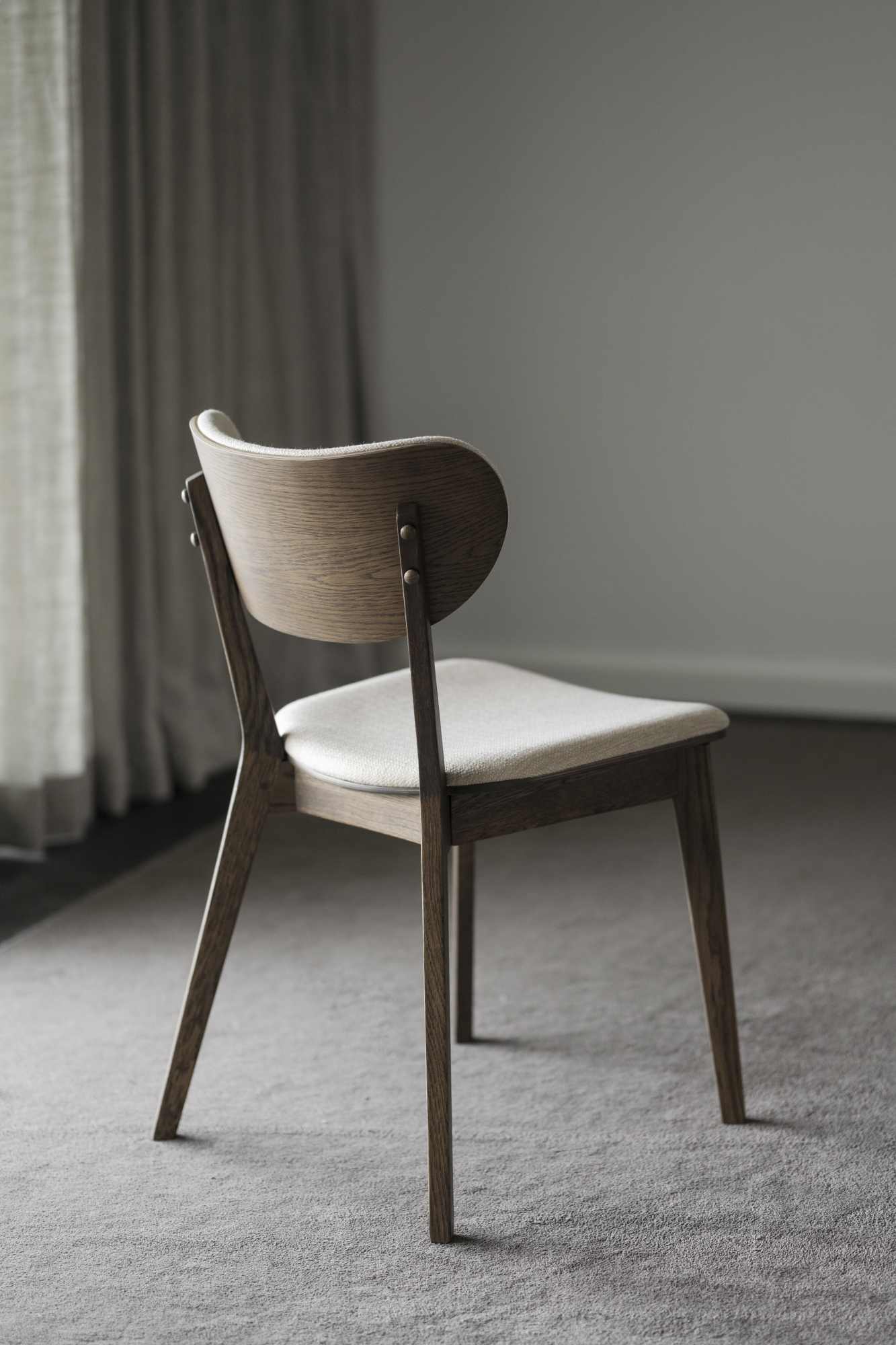 Machen Sie Ihr Zuhause komplett mit Stuhl Kato 2er Set, Braun / Beige.