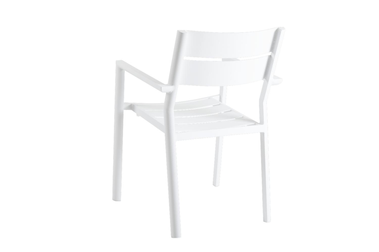 Der Gartenstuhl Delia überzeugt mit seinem modernen Design. Gefertigt wurde er aus Metall, welches einen weißen Farbton besitzt. Das Gestell ist auch aus Metall und hat eine weiße Farbe. Die Sitzhöhe des Stuhls beträgt 43 cm.