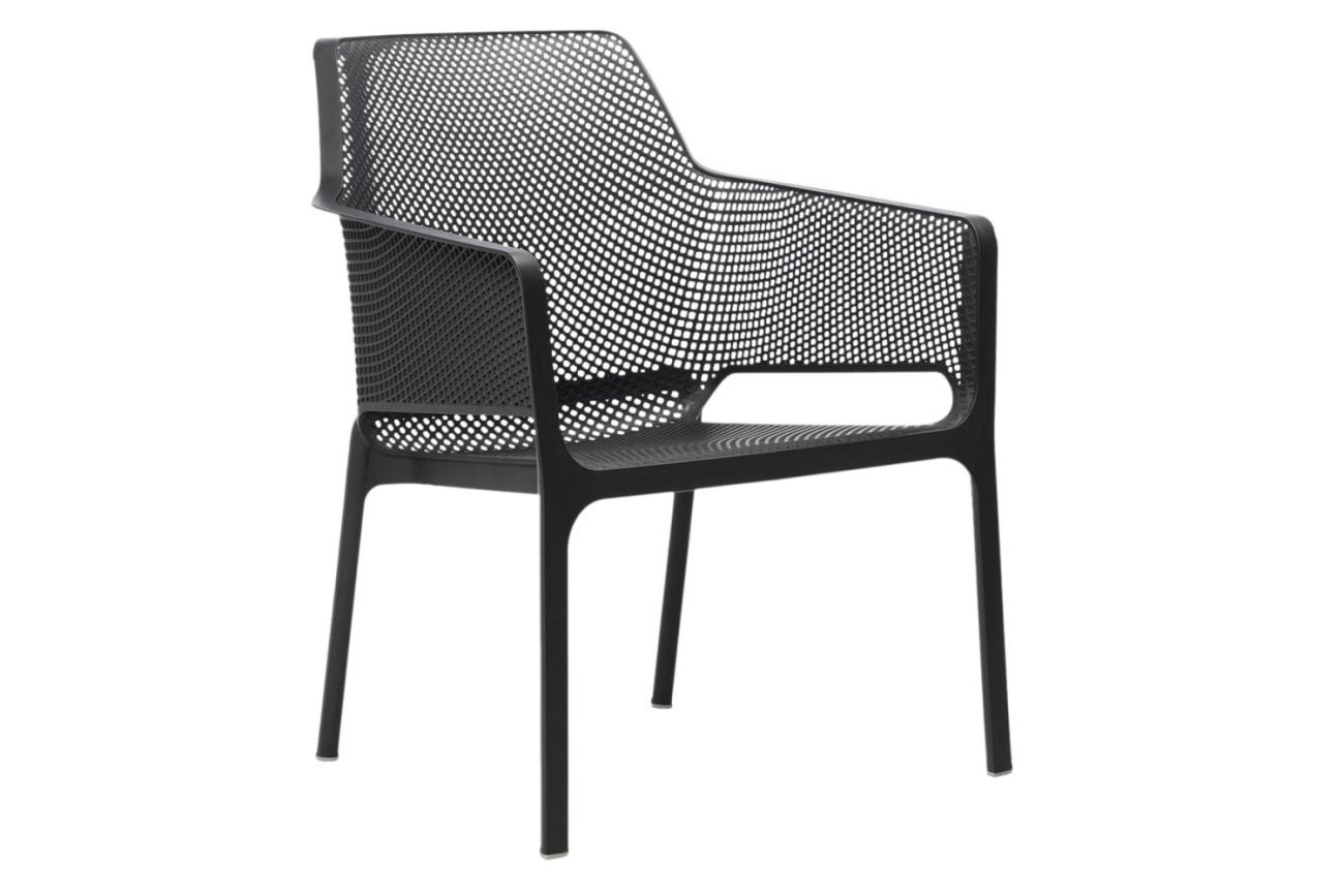 Der Gartenstuhl Net überzeugt mit seinem modernen Design. Gefertigt wurde er aus Kunststoff, welcher einen Anthrazit Farbton besitzt. Das Gestell ist auch aus Kunststoff und hat eine Anthrazit Farbe. Die Sitzhöhe des Stuhls beträgt 42 cm.