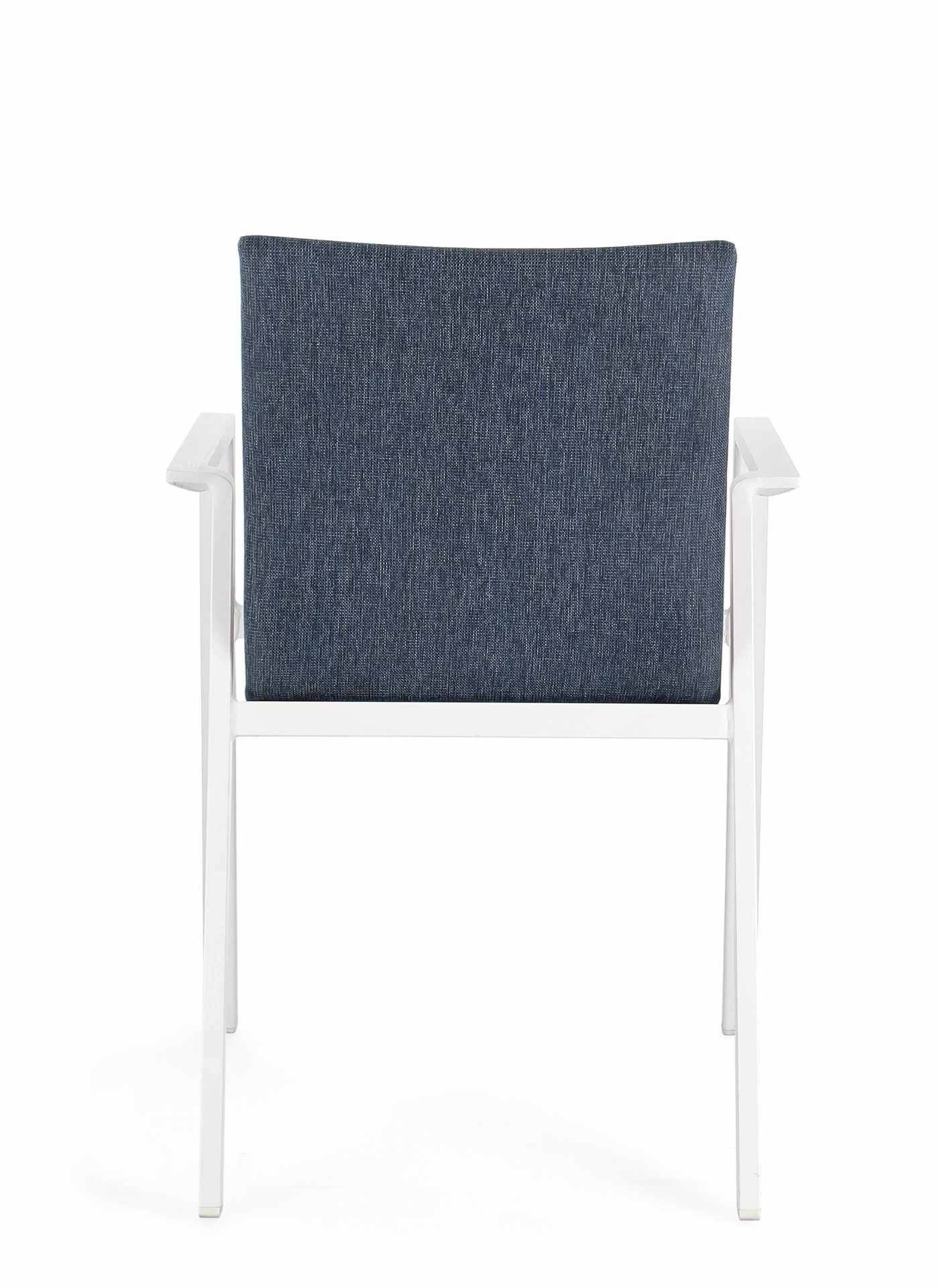 Der Gartenstuhl Odeon überzeugt mit seinem modernen Design. Gefertigt wurde er aus einem Mischstoff, welcher einen blauen Farbton besitzt. Das Gestell ist aus Aluminium und hat auch eine weiße Farbe. Der Stuhl verfügt über eine Sitzhöhe von 47 cm und ist 