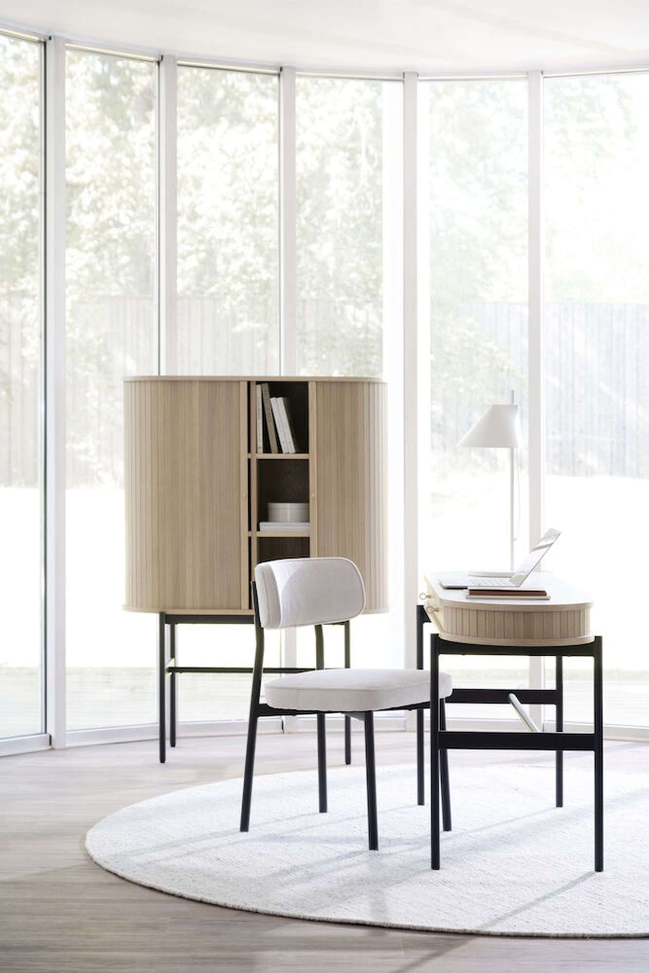 Konsole Haddington mit Schubladen 142x47x77cm, Eiche – stilvoller Blickfang für Ihr Zuhause.