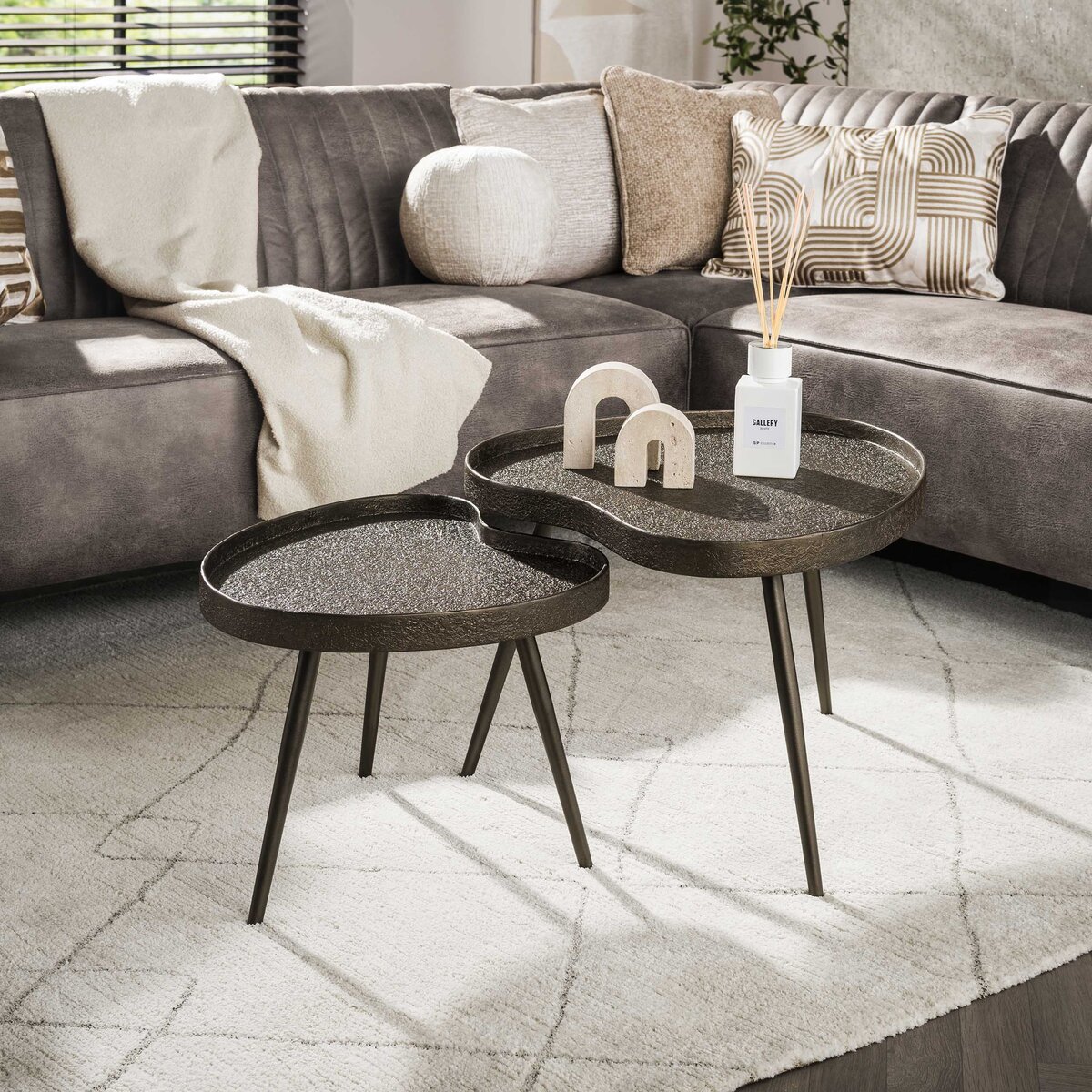 Couchtisch 2er-Set Routon - bronzefarbenes Metallic-Finish, Nierenform