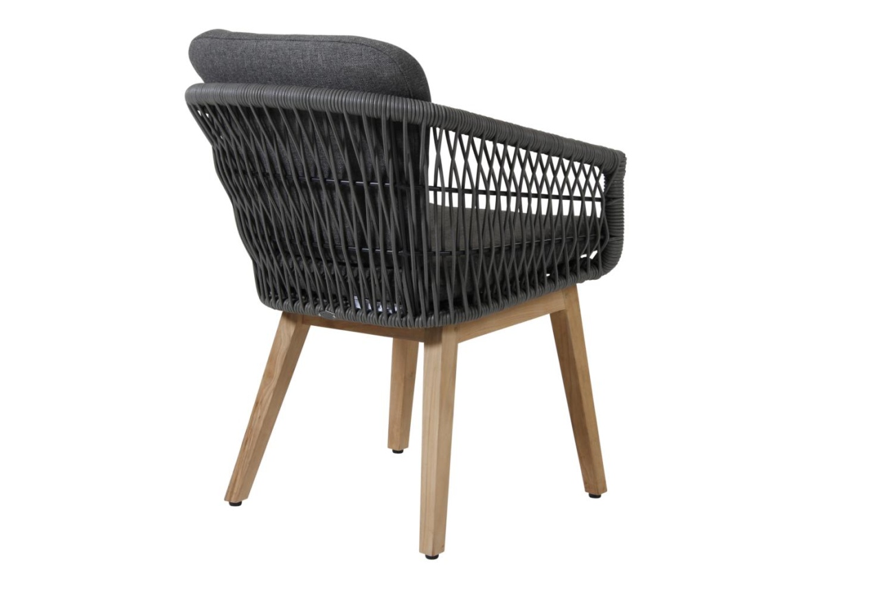 Der Gartenstuhl Kenton überzeugt mit seinem modernen Design. Gefertigt wurde er aus Rattan, welches einen grauen Farbton besitzt. Das Gestell ist auch aus Teakholz und hat eine natürliche Farbe. Die Sitzhöhe des Stuhls beträgt 50 cm.
