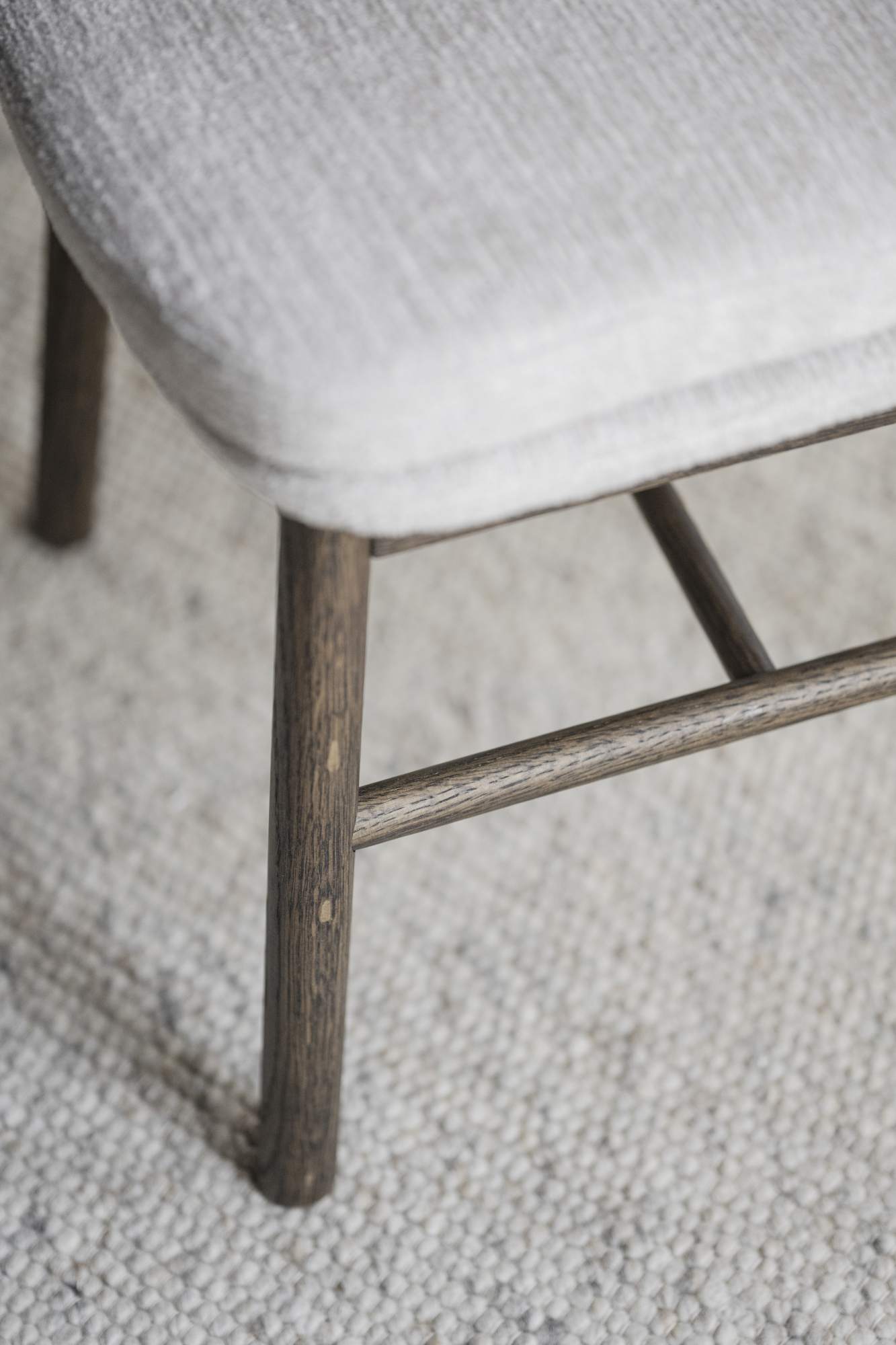 Machen Sie Ihr Zuhause komplett mit Stuhl Amesbury 2er Set Beige, Eiche braun.