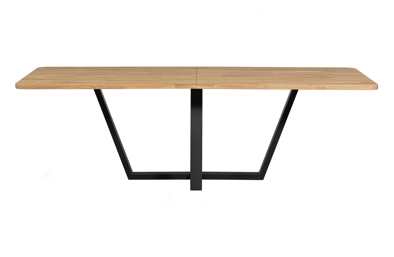 Der Esstisch Tablo XL überzeugt mit seinem modernen Design. Gefertigt wurde er aus Eichenholz, welches einen natürlichen Farbton besitzt. Das Gestell ist aus Metall und hat eine schwarze Farbe. Der Esstisch besitzt einen Länge von 240 cm.