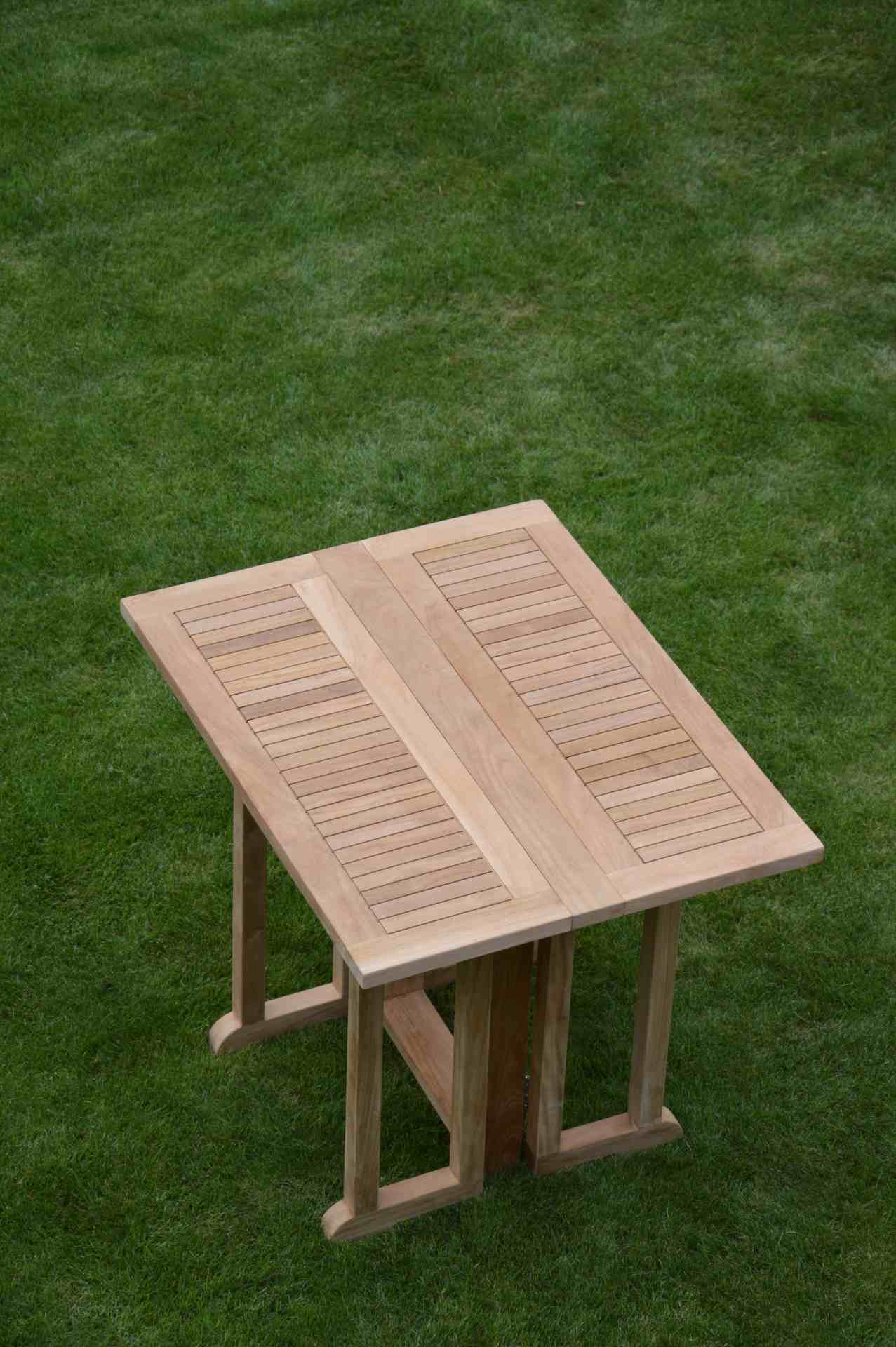 Klapptisch City aus Teakholz Klapptisch City aus Teakholz