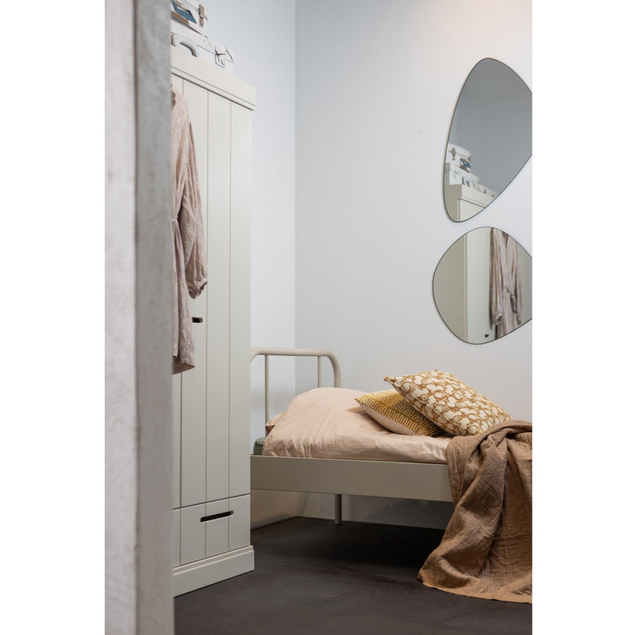 Bettgestell Mata aus Metall 90x200 cm, Sand