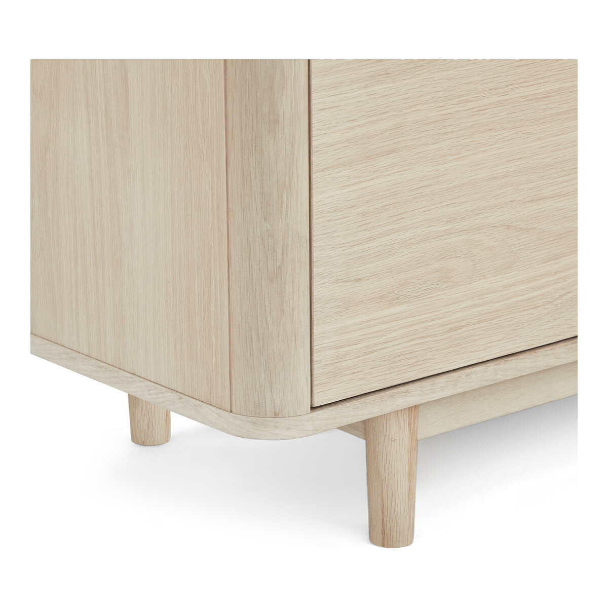 TV-Board Gorbin Eiche Whitewash 180 cm - mit Türen & Soft-Close