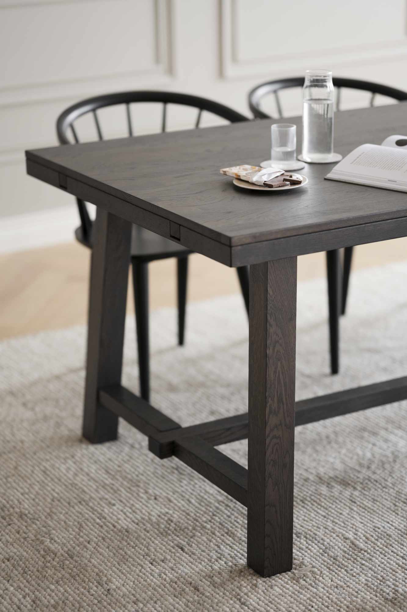 Hochwertiger Esstisch Brooklyn, Classic, 220cm, Braun für jede Einrichtung.