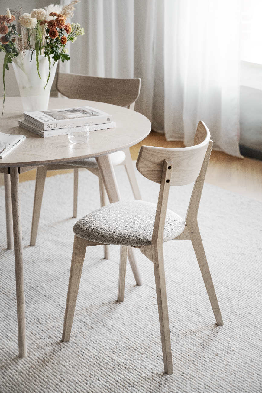 Esstisch Yumi Rund 115cm, MDF Eiche Weiß pigmentiert