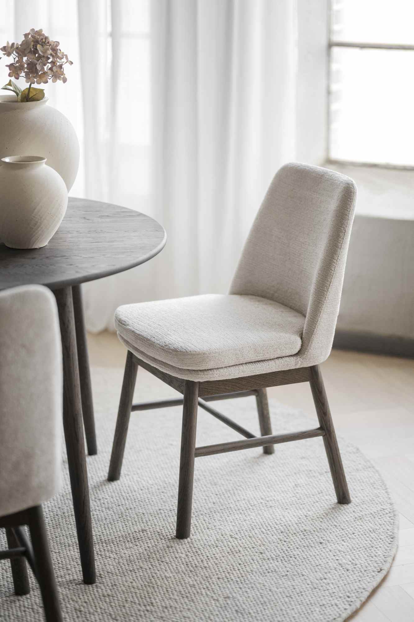 Machen Sie Ihr Zuhause komplett mit Stuhl Amesbury 2er Set Beige, Eiche braun.