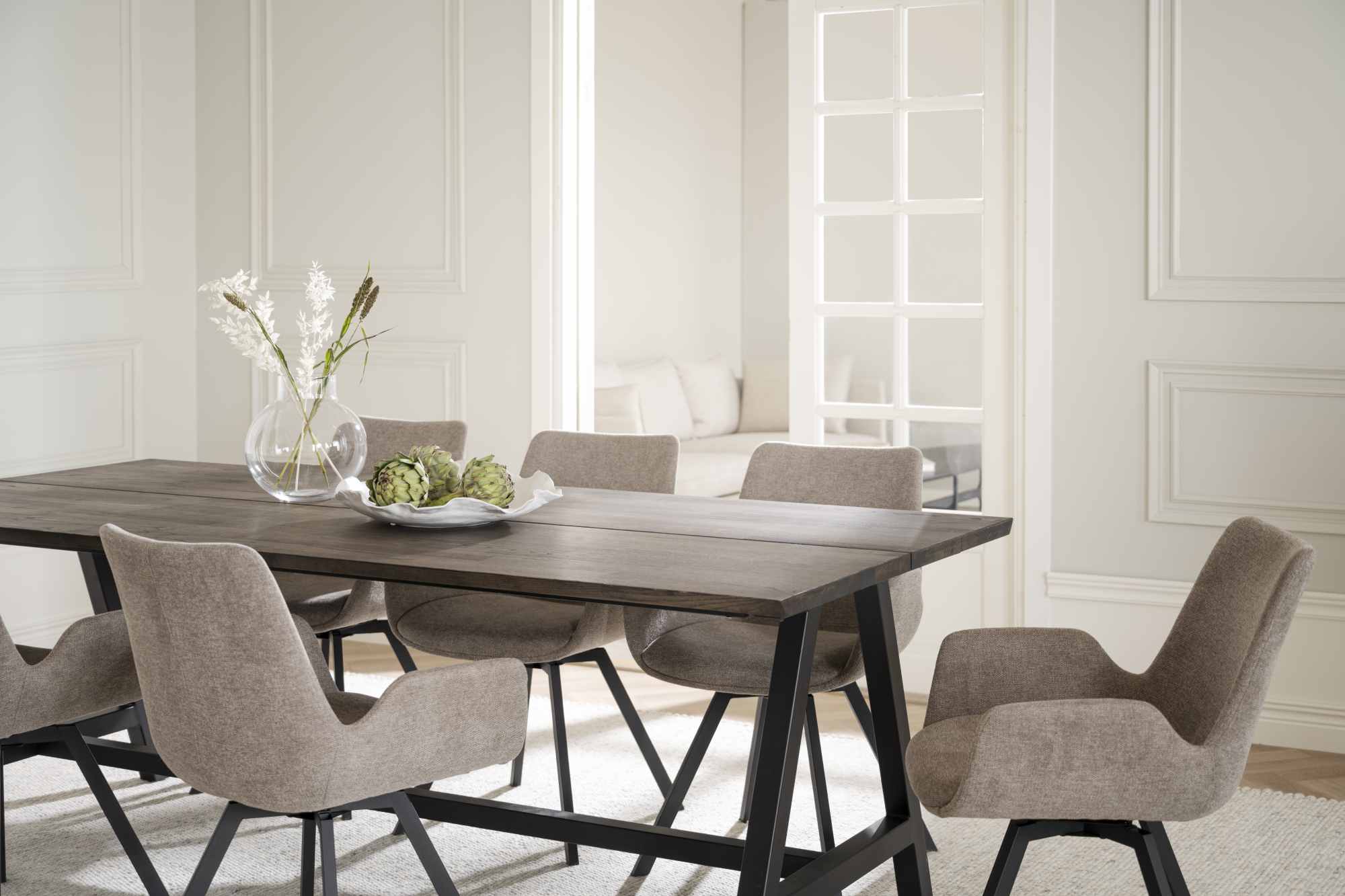 Stuhl Norwell 2er Set mit Drehfunktion, Beige – überzeugt mit zeitlosem Stil.