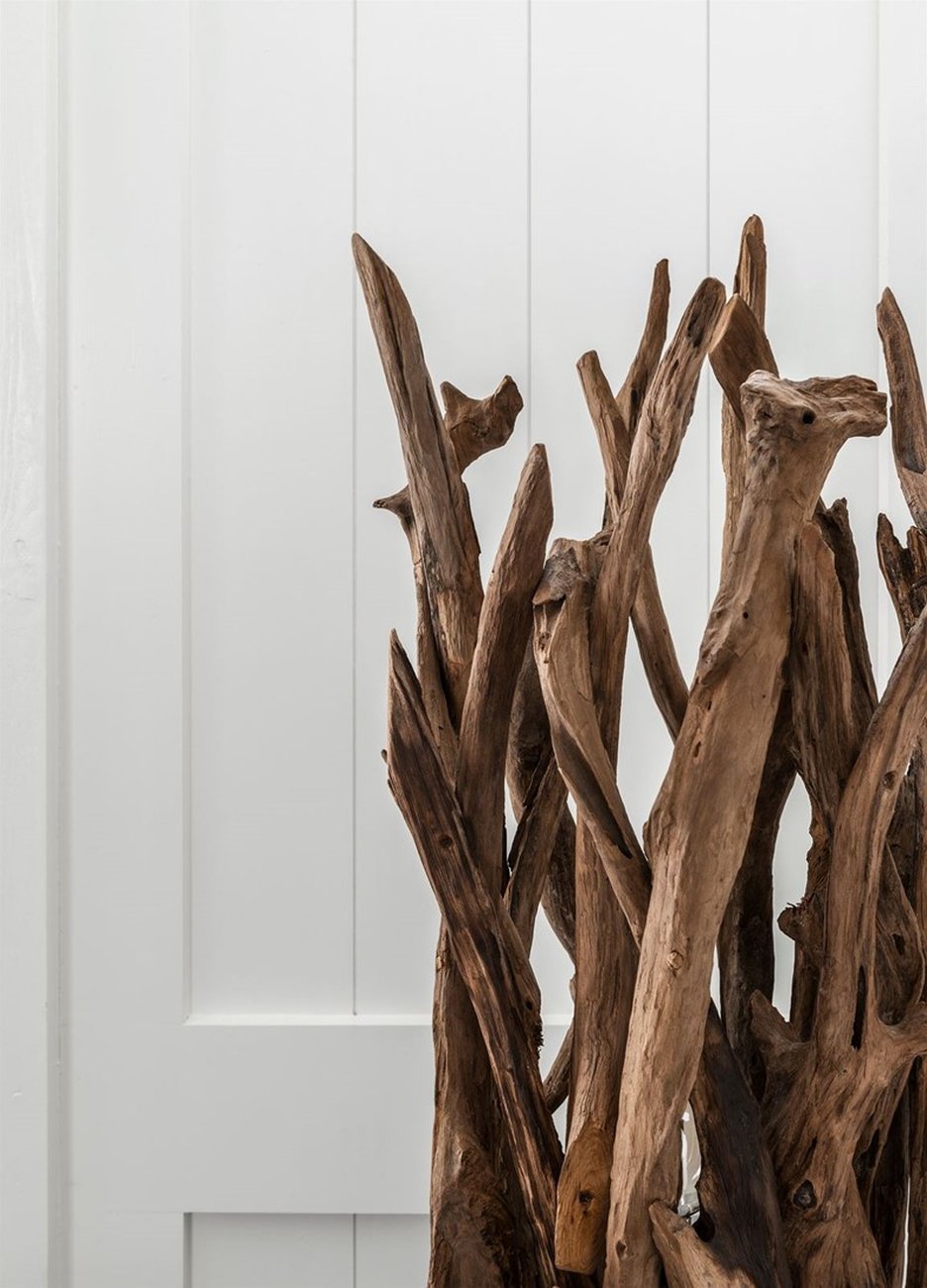 Stehleuchte Spot aus Teakholz