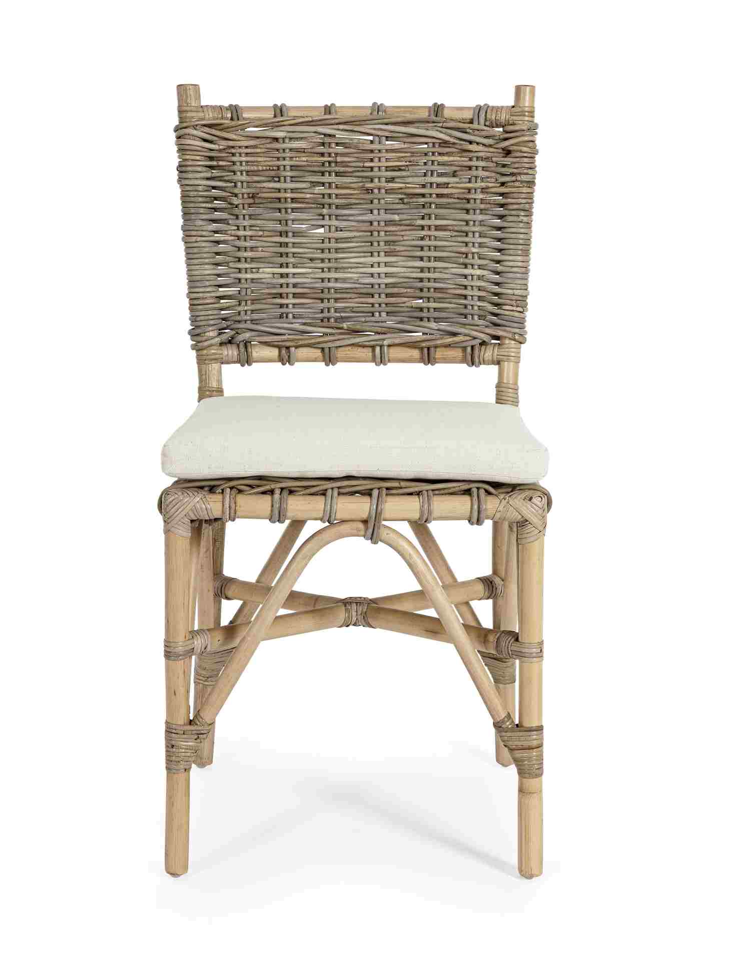 Der Gartenstuhl Tarifa überzeugt mit seinem klassischen Design. Gefertigt wurde er aus Kubu, welches einen braunen Farbton besitzt. Das Gestell ist aus Rattan und hat eine natürliche Farbe. Der Stuhl verfügt über eine Sitzhöhe von 52 cm und ist für den Ou