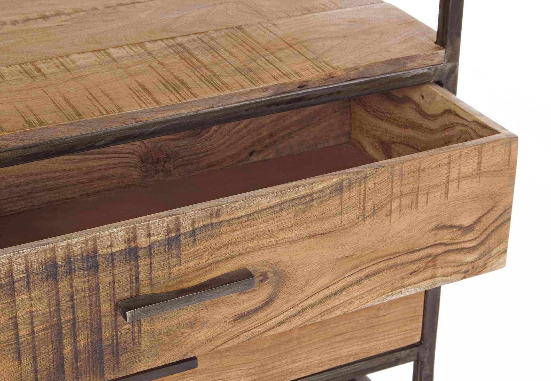 Das Bücherregal Elmer überzeugt mit seinem klassischen Design. Gefertigt wurde es aus Akazienholz, welches einen natürlichen Farbton besitzt. Das Gestell ist aus Metall und hat eine bronzene Farbe. Das Bücherregal verfügt über vier Schubladen und vier Fäc