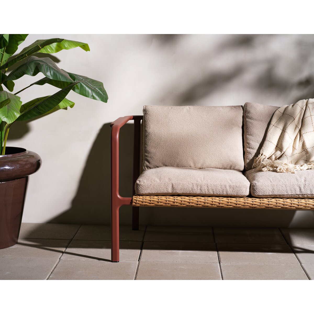 Gartensofa Motty 2-Sitzer, Aluminium & Polyrattan, Zinnoberrot/Beige