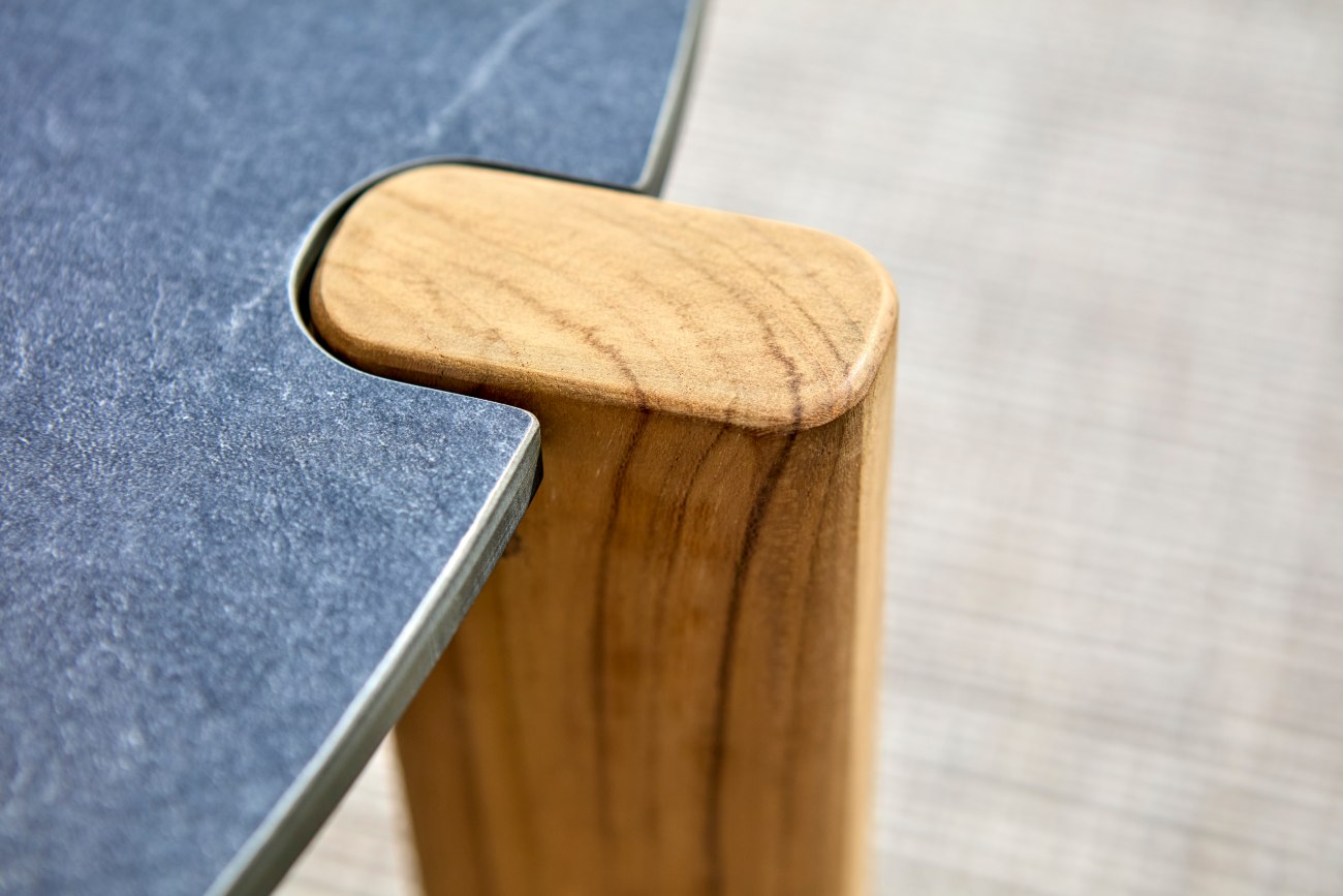 Gartencouchtisch Domino aus Teak, Ø 70 cm